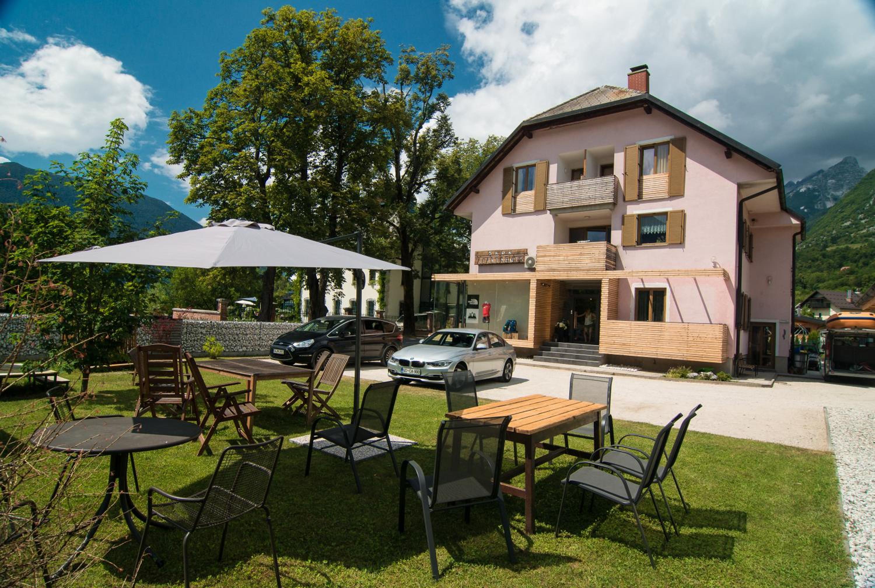 Apartments Skok with rafting and free parking view 2