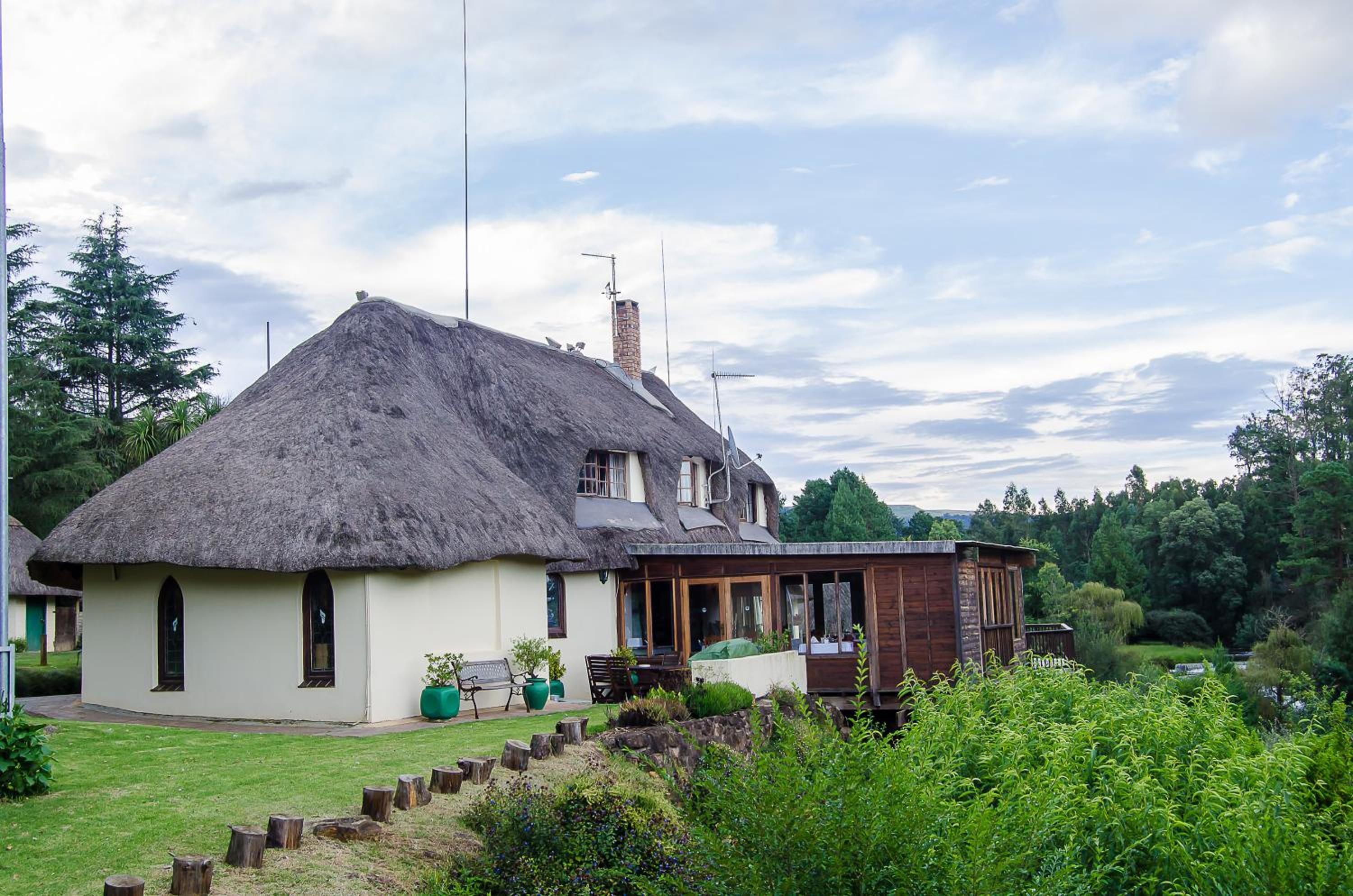 Hawklee Country House
