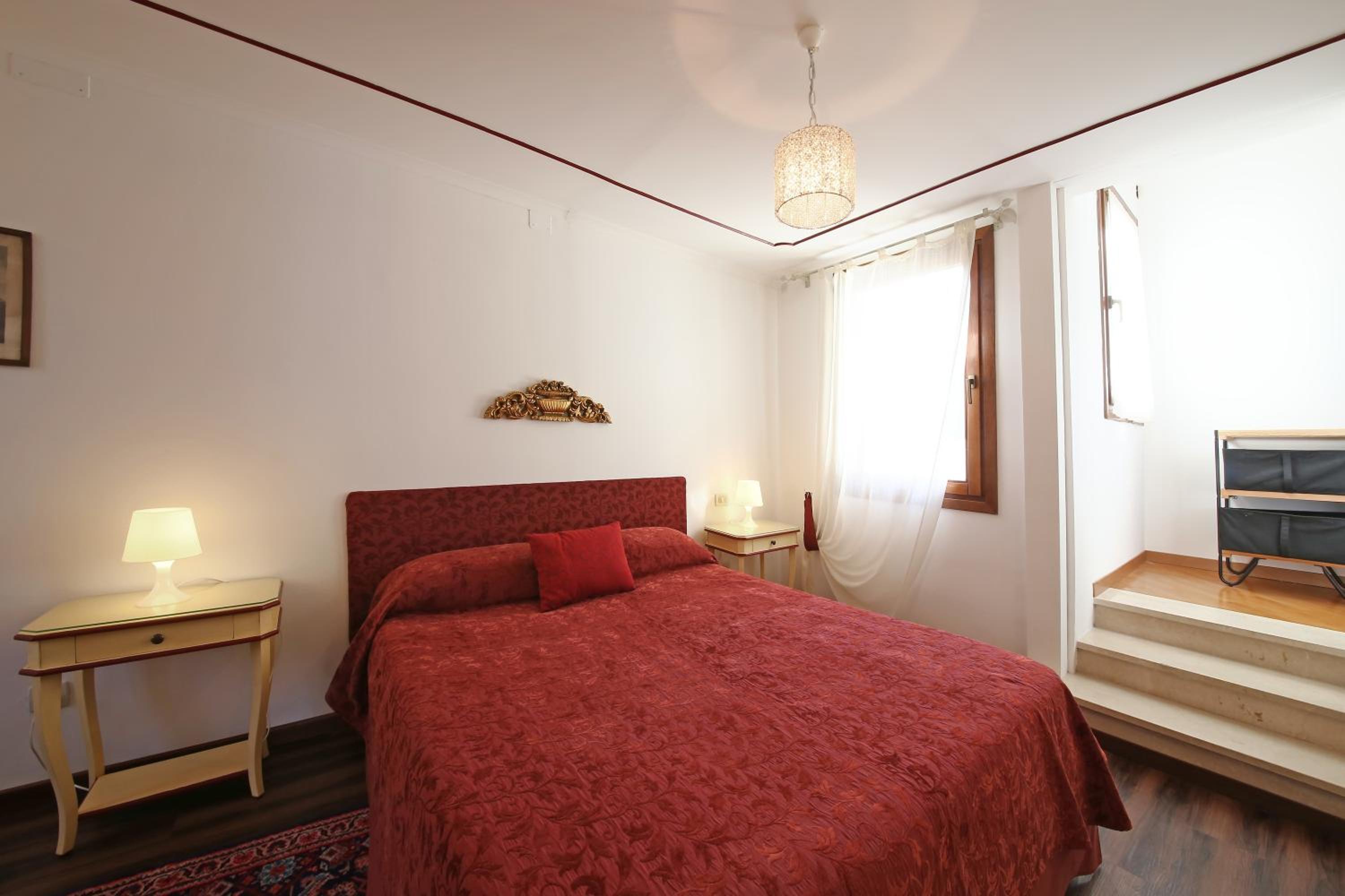 Appartamenti inside Palazzo Foscarini