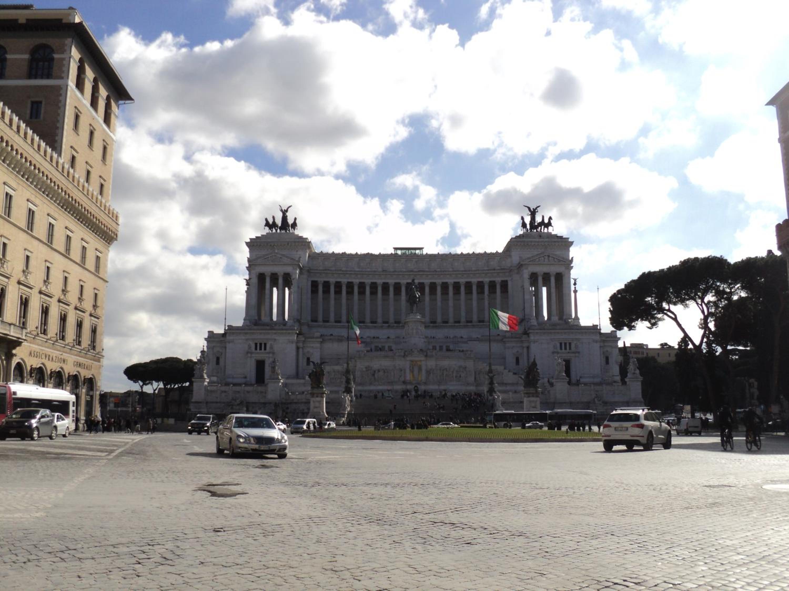 Piazza Venezia Suite and Terrace