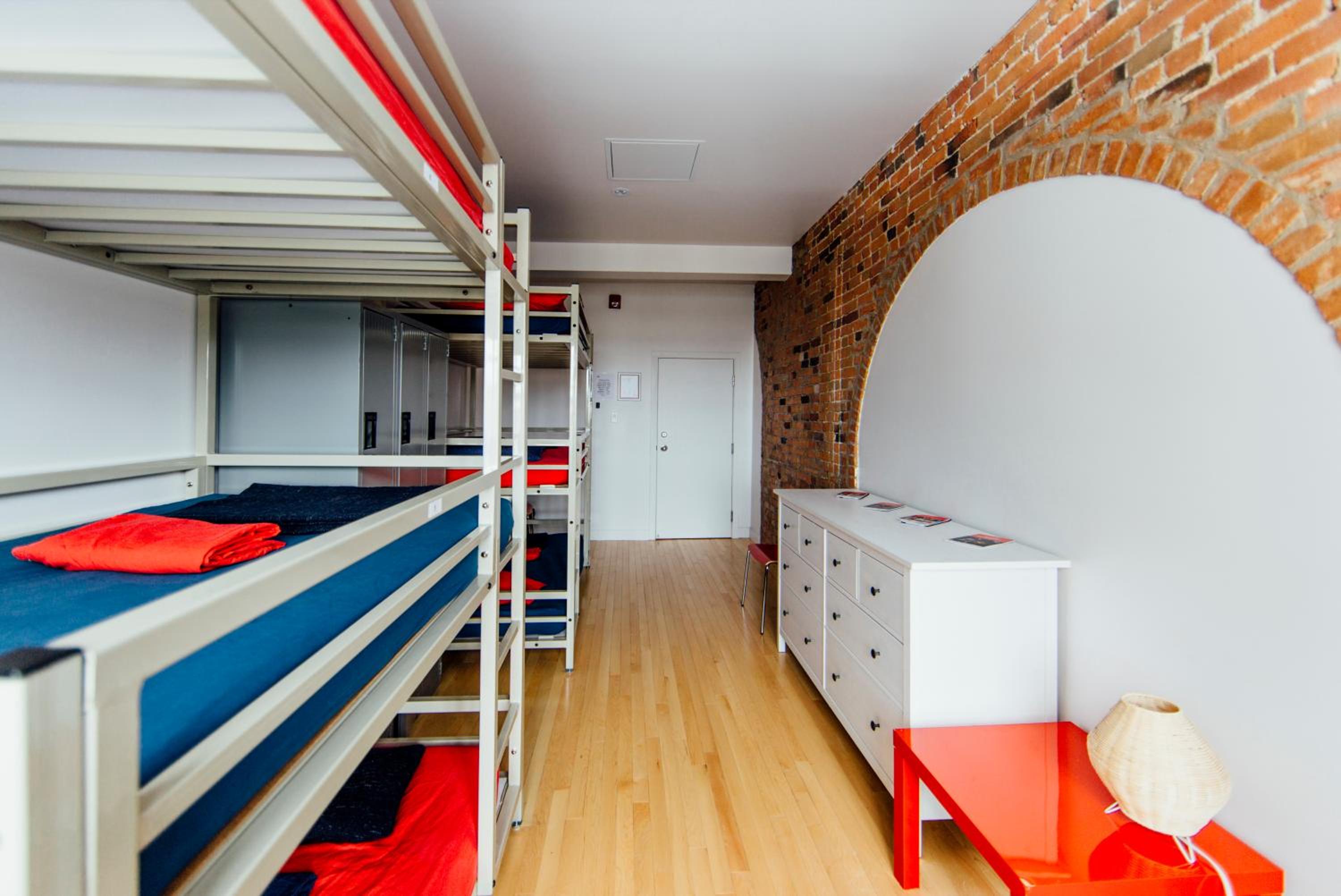 Alt Hostel