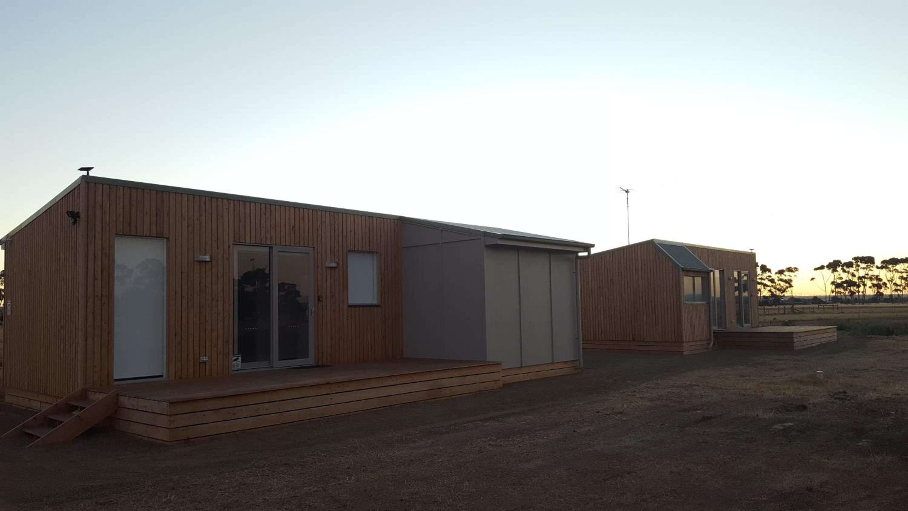 Lara Lodge