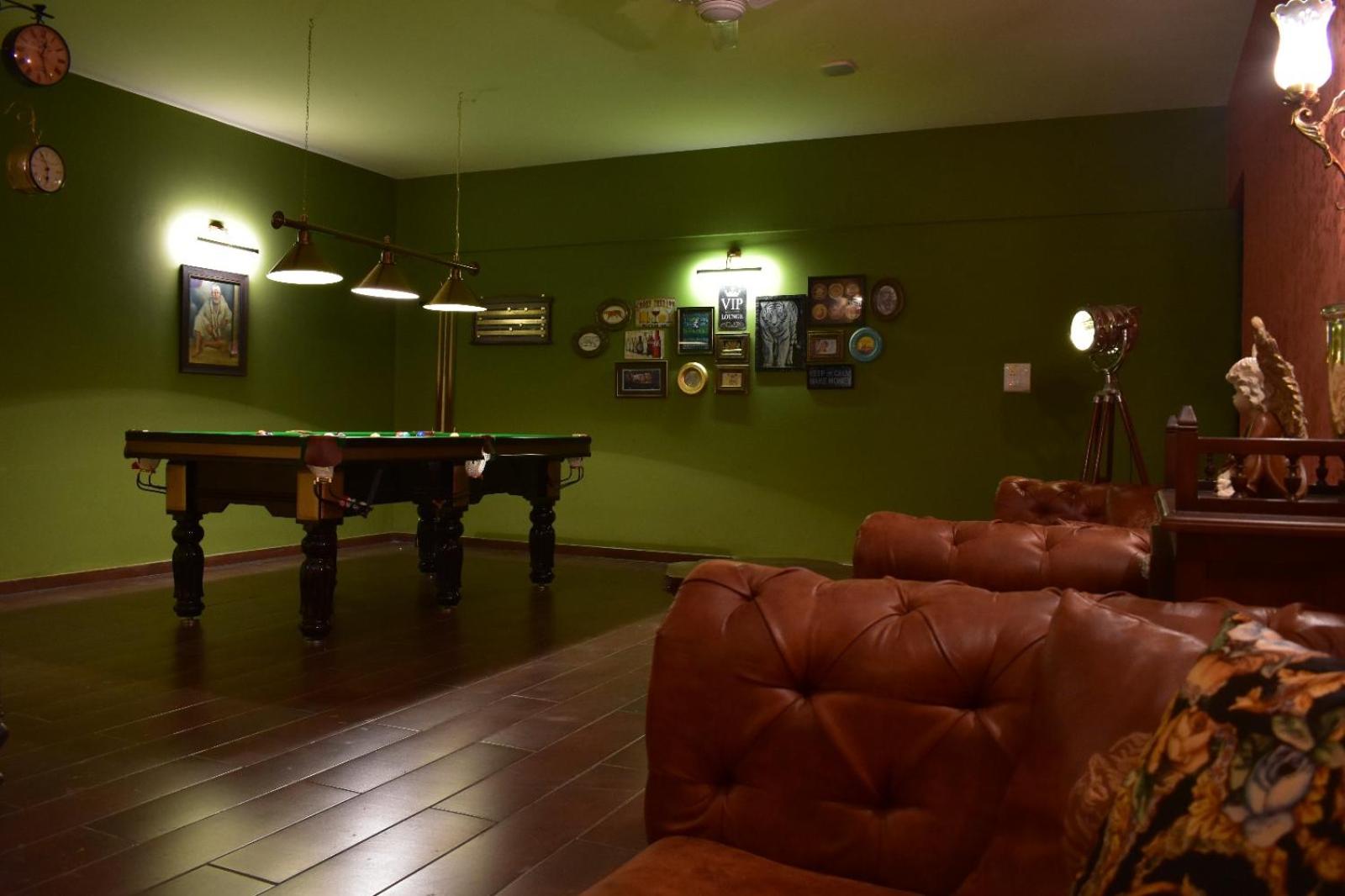 lounge