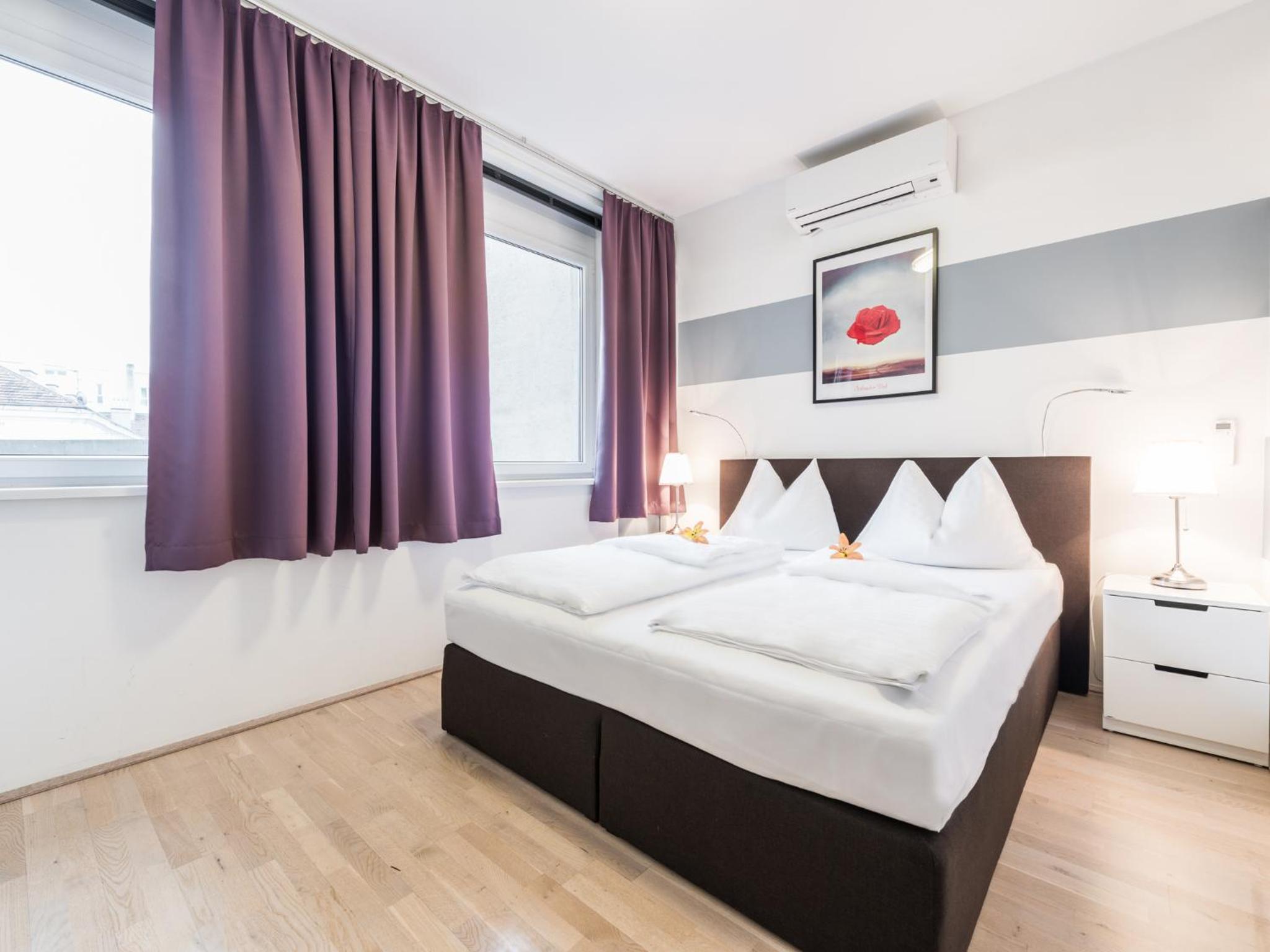 Christian Apartments Oper - contactless check in