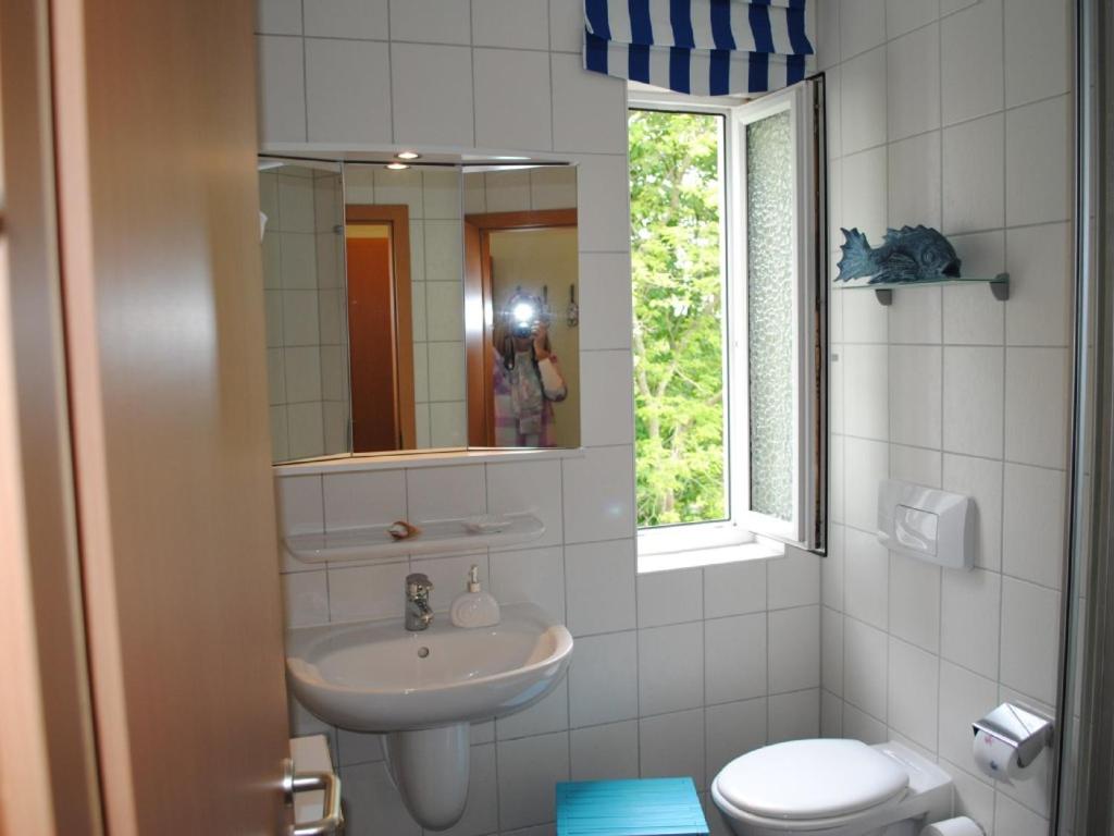 Ferienwohnung Yachthafentraum direkt, am Strand, Seebrücke,Hafen, Shopping