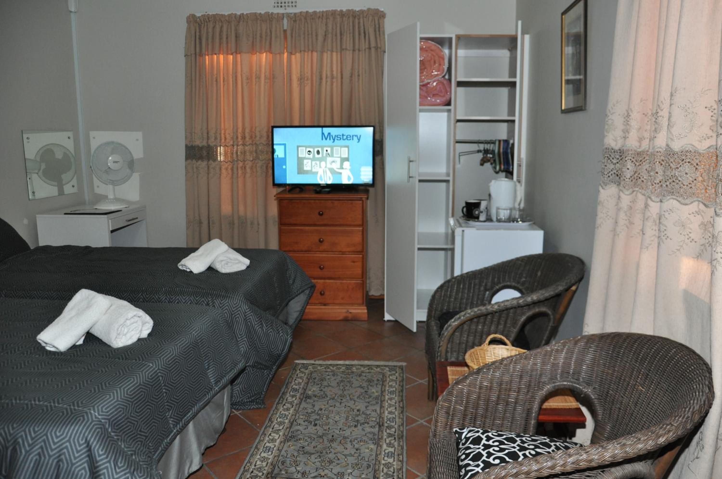 Hermanus AT HOME