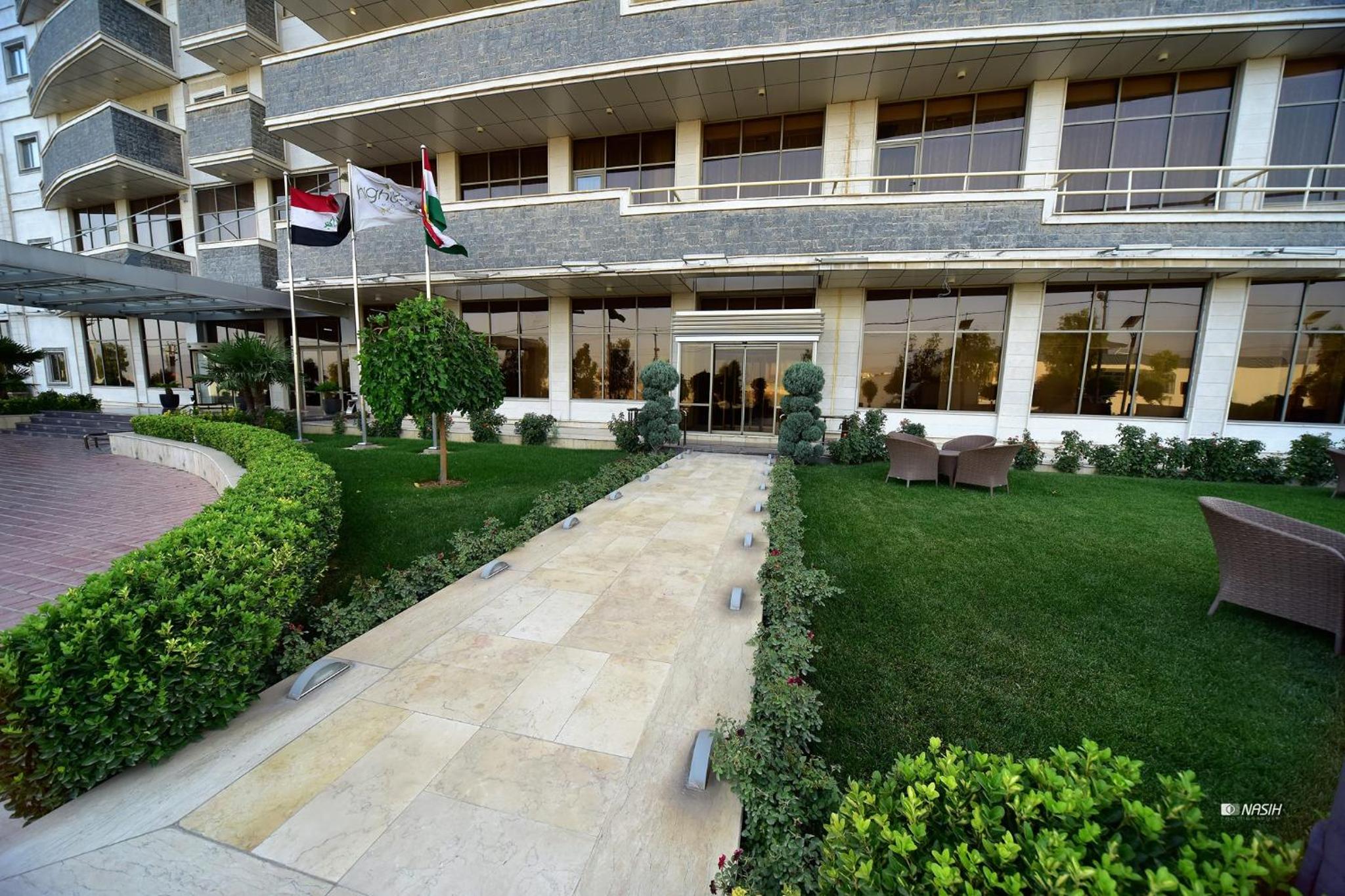 HighCrest Hotel view 4