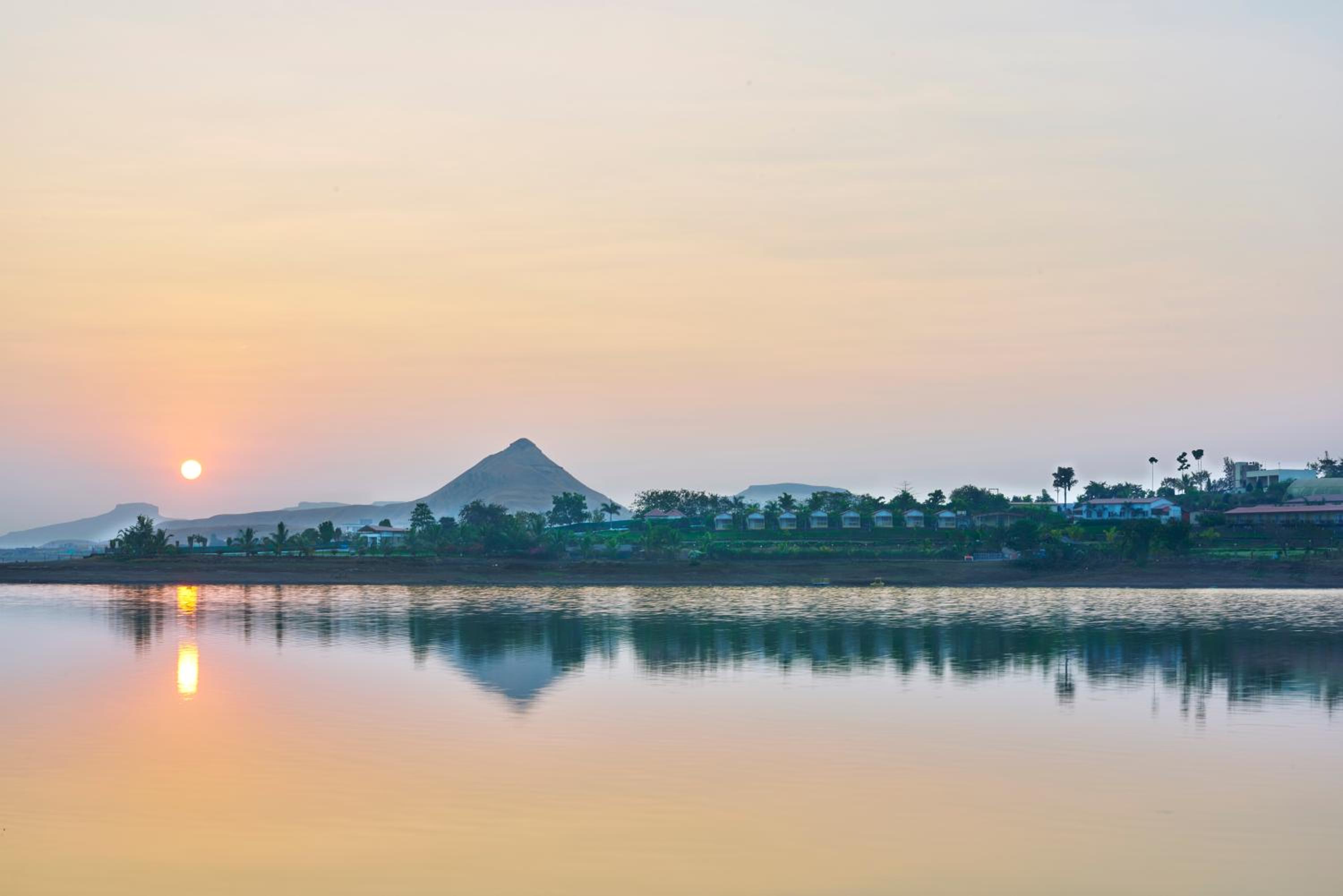 Savana Lake Resort view 4