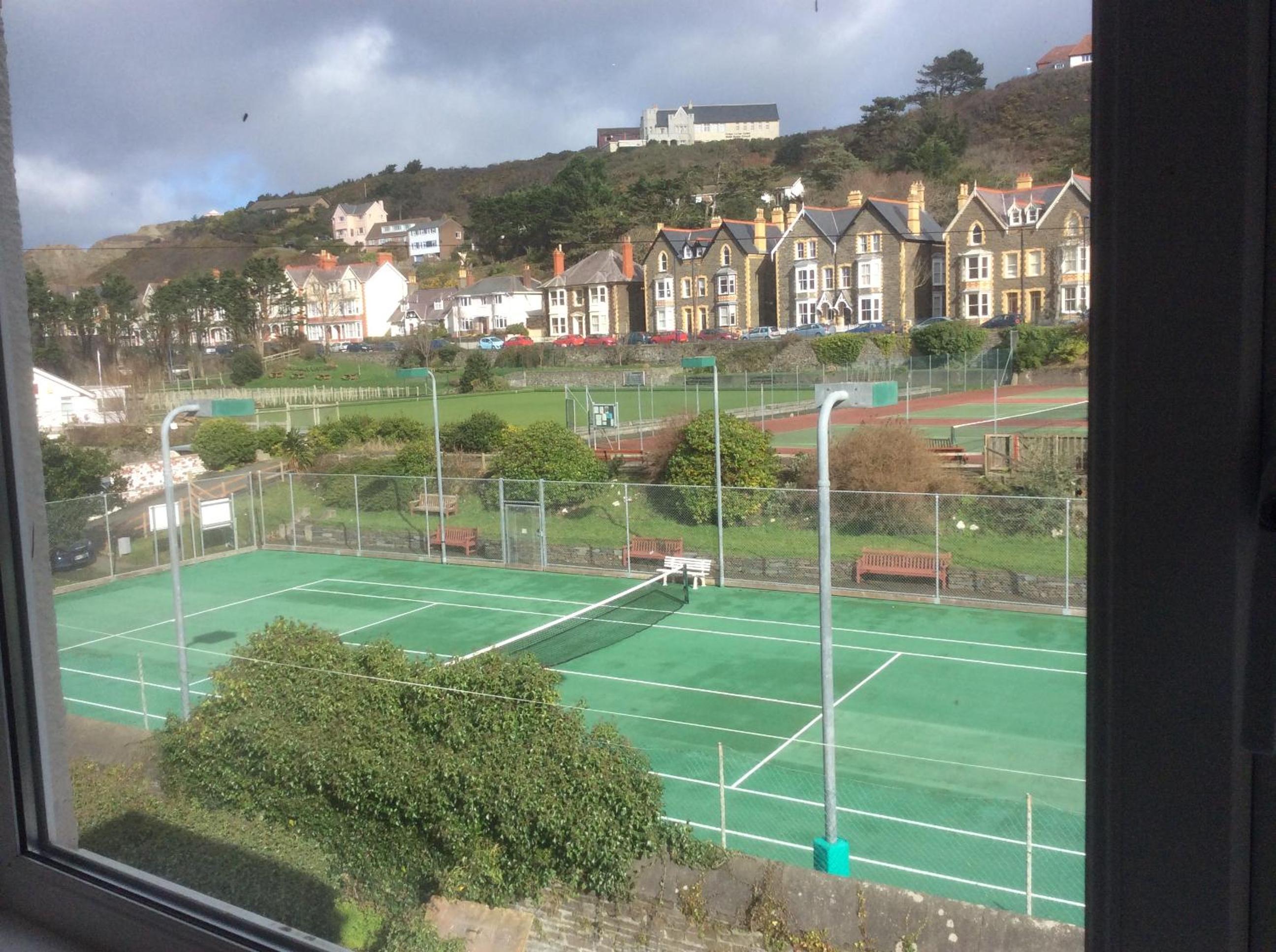 Llwynygog Guest House view 2