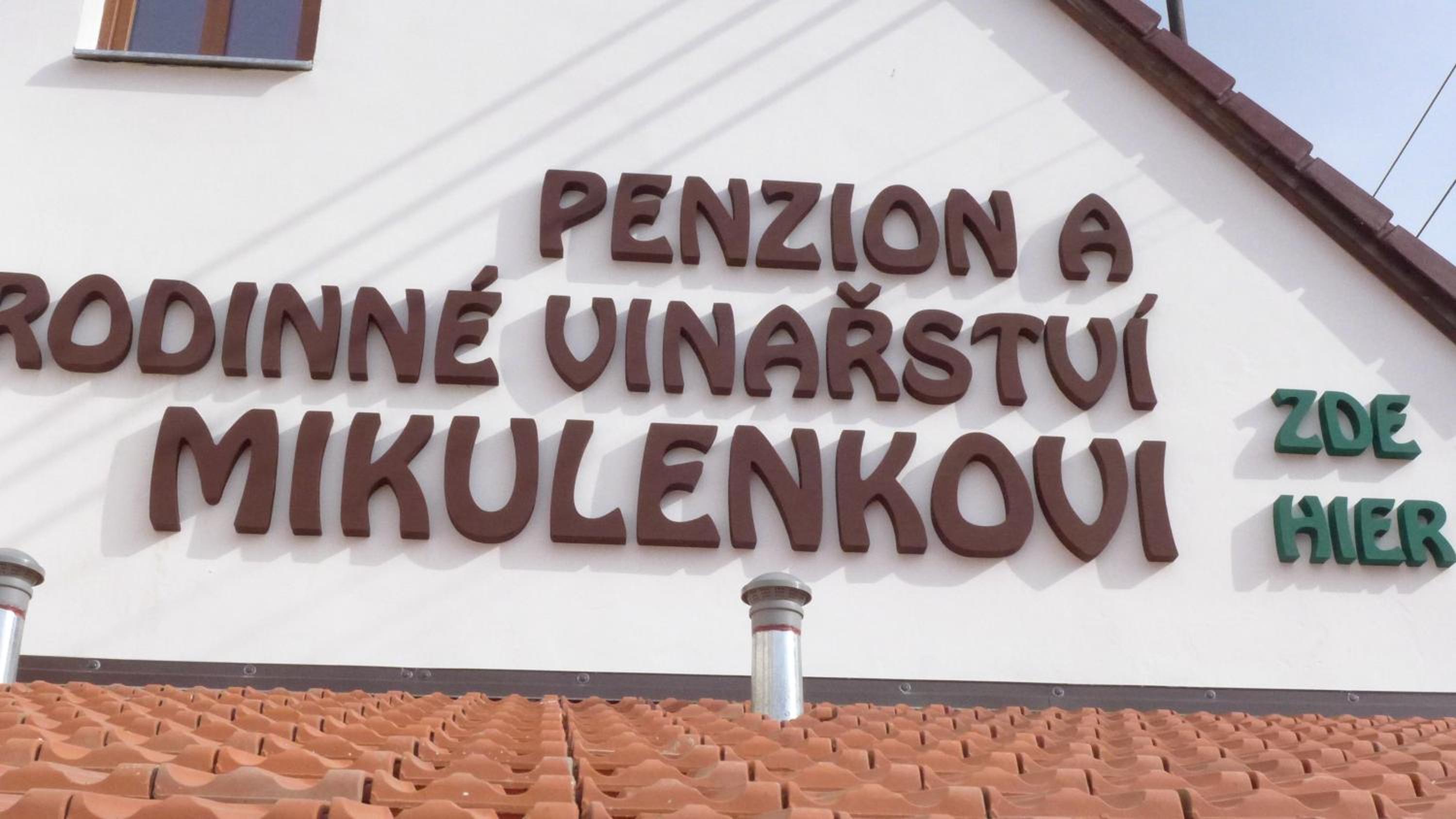 Rodinné vinařství Mikulenkovi