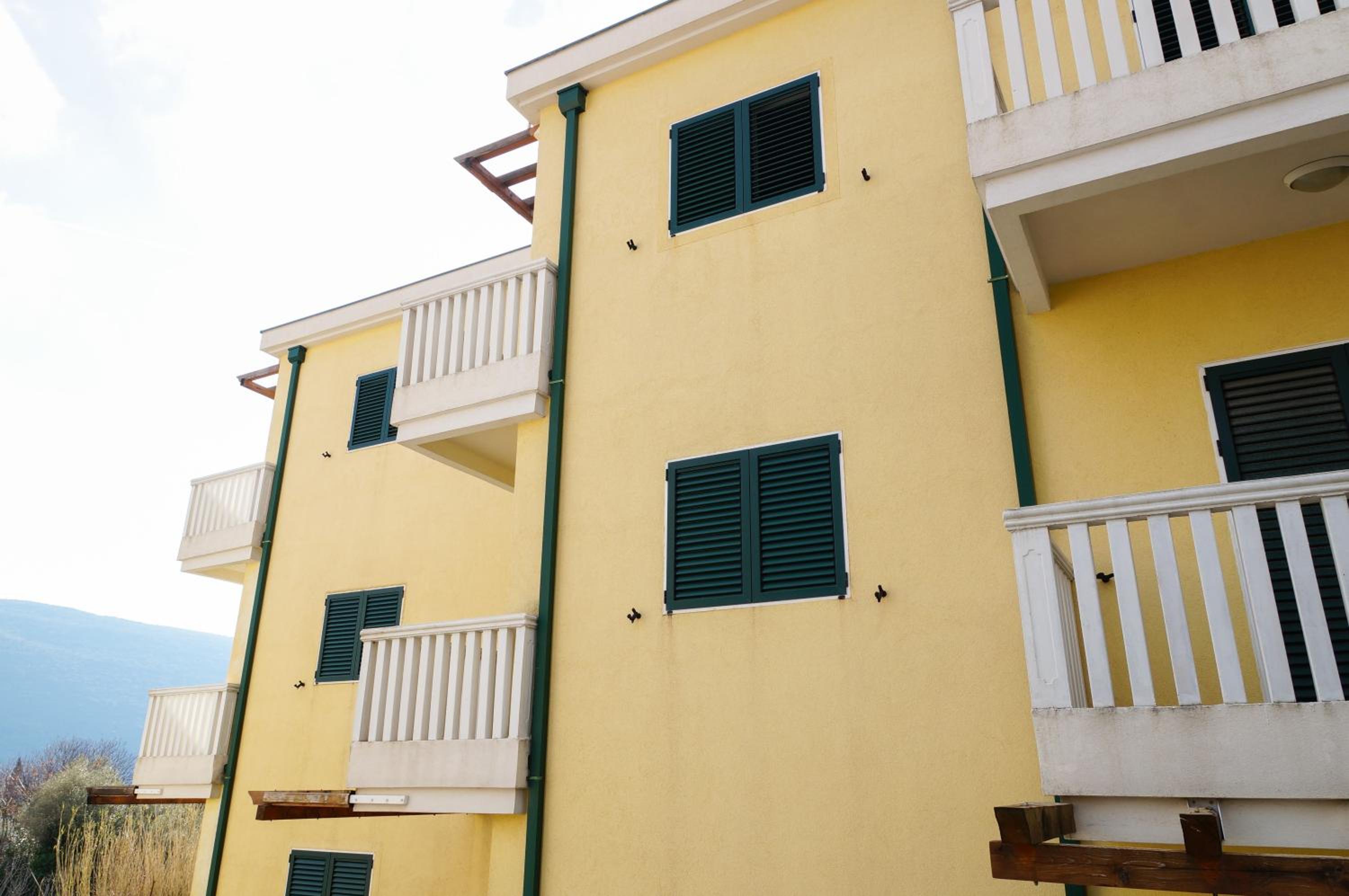 Apartment Begonia of Kumbor view 2
