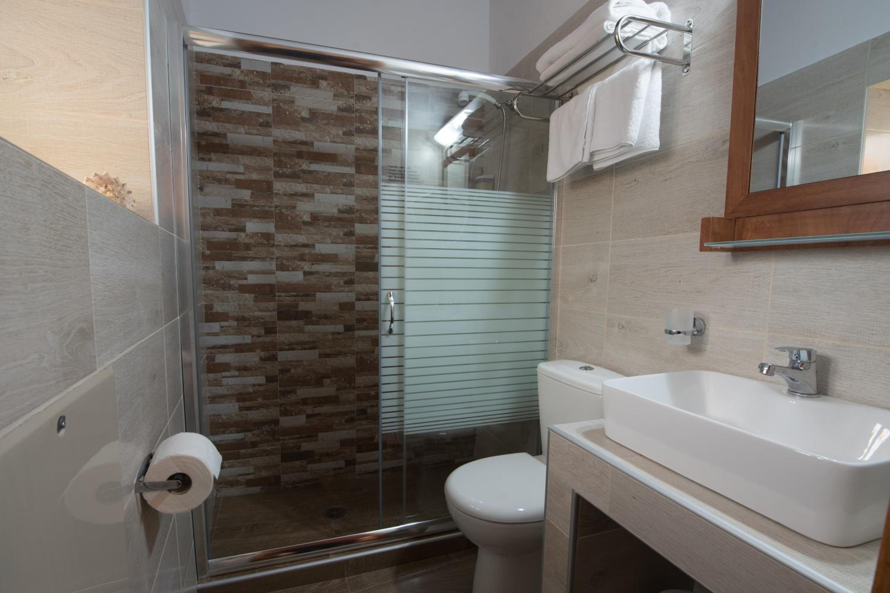 Cretan Villa en Ierápetra — bathroom
