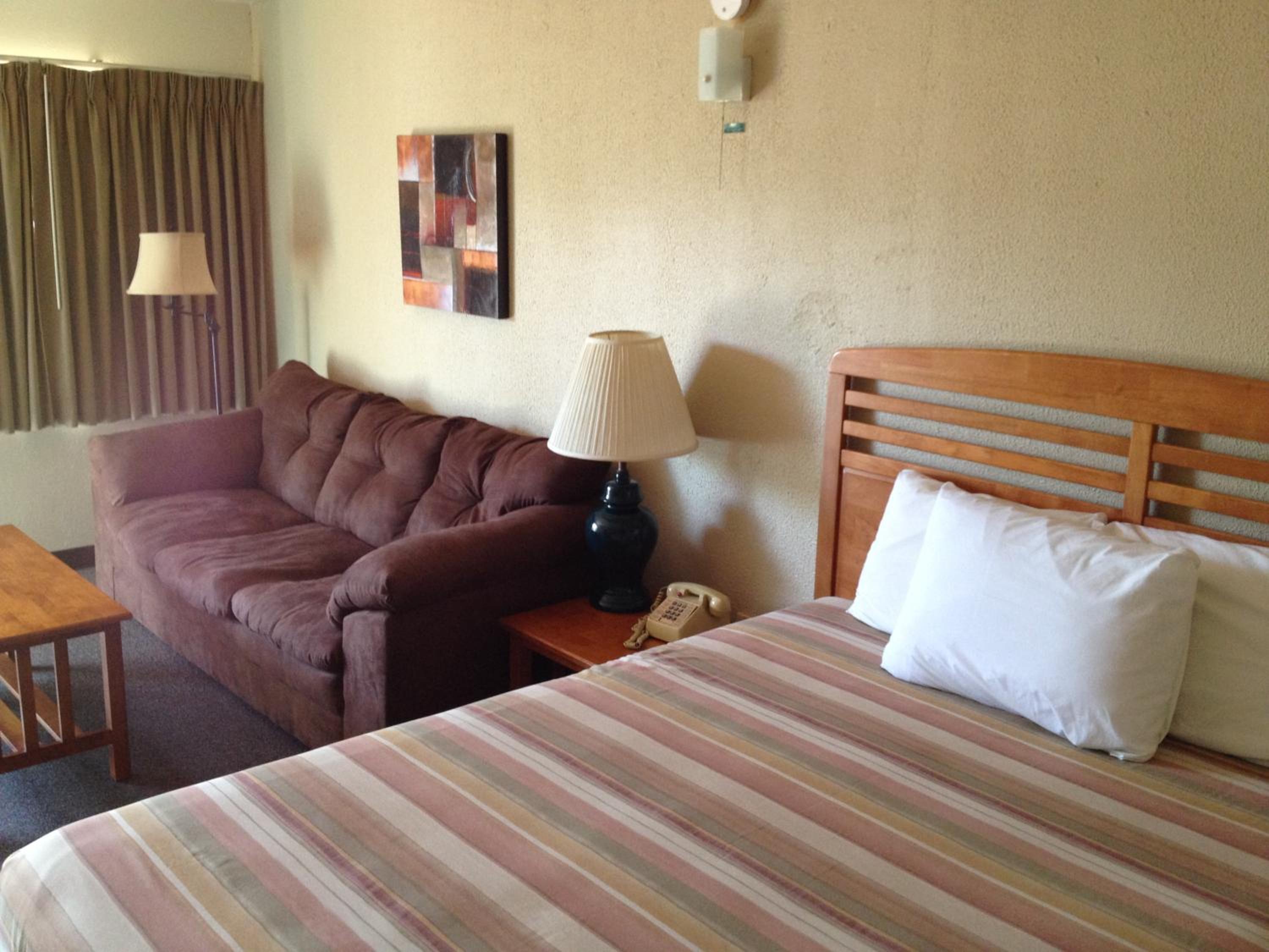 Dinner Bell Motel