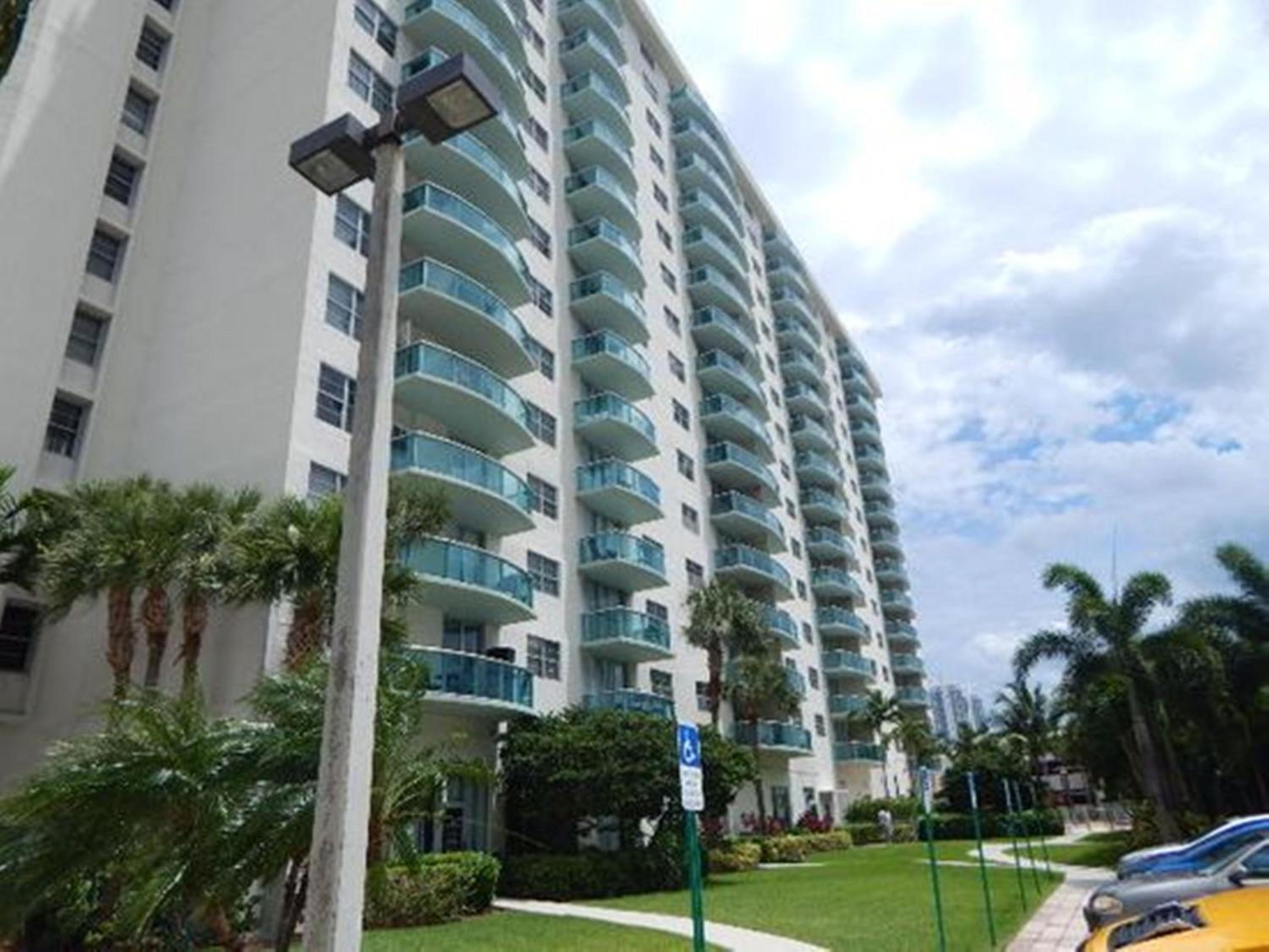 Hotel Ocean Reserve by Miami TCS - Image 1