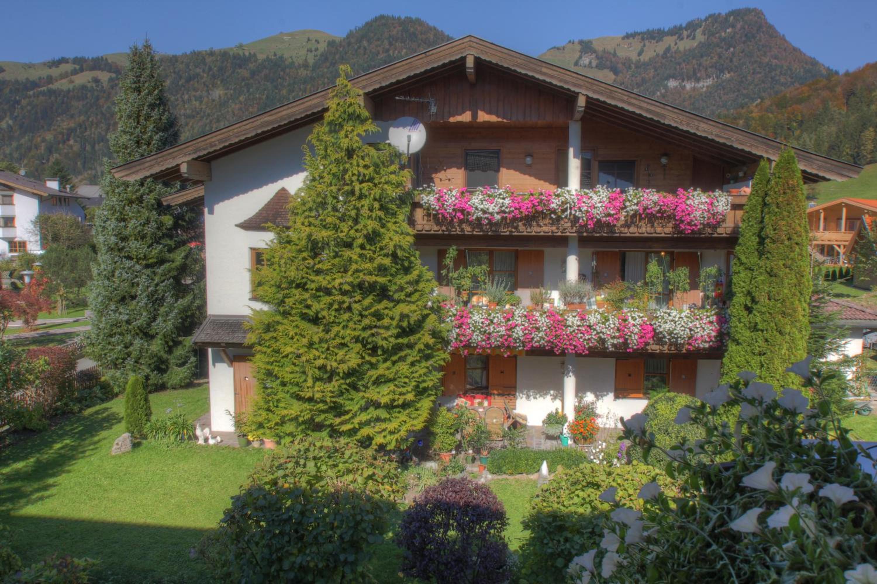 Mountain Inn Chalets & Apartments