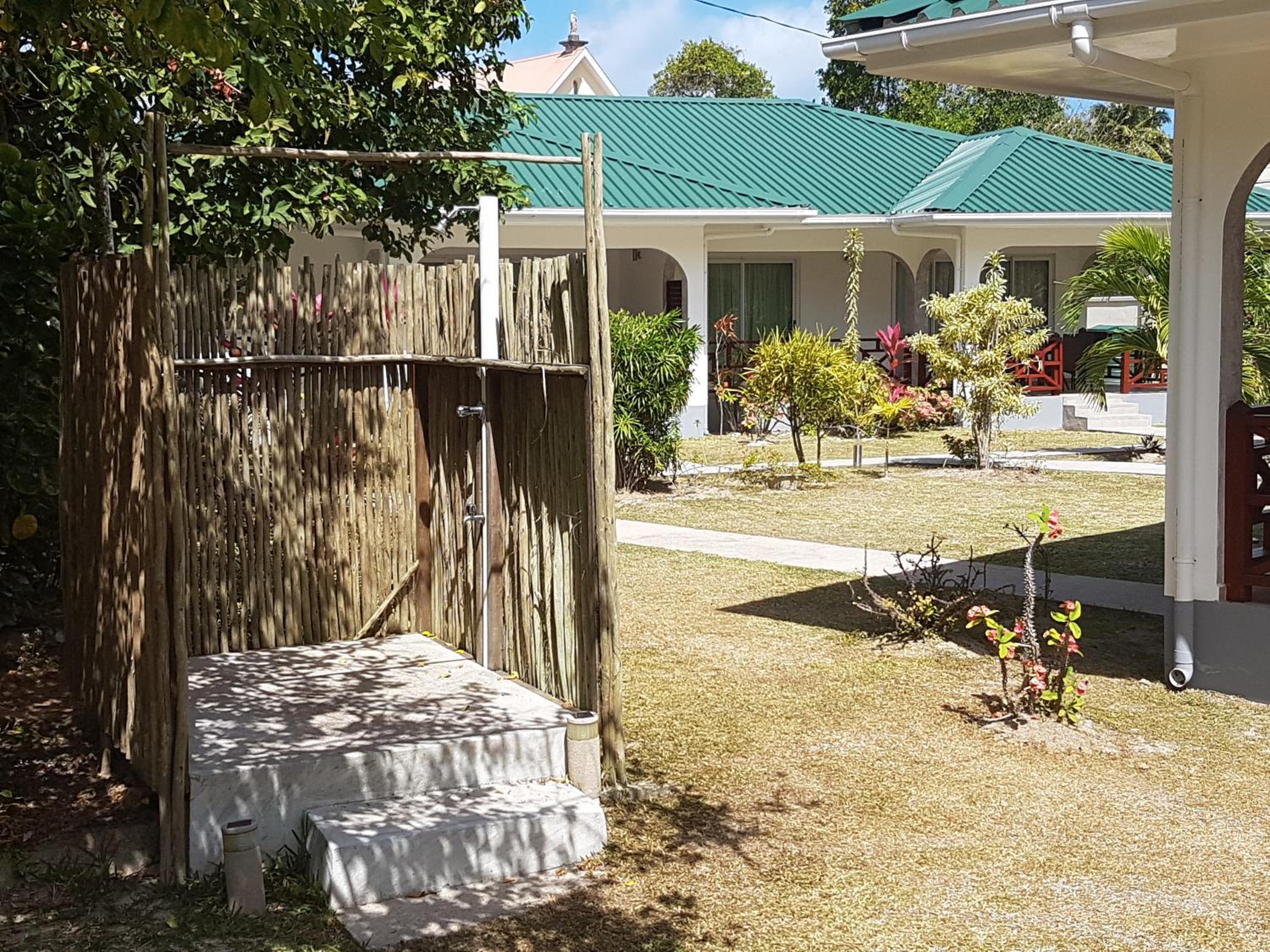 Coco Blanche photo 5