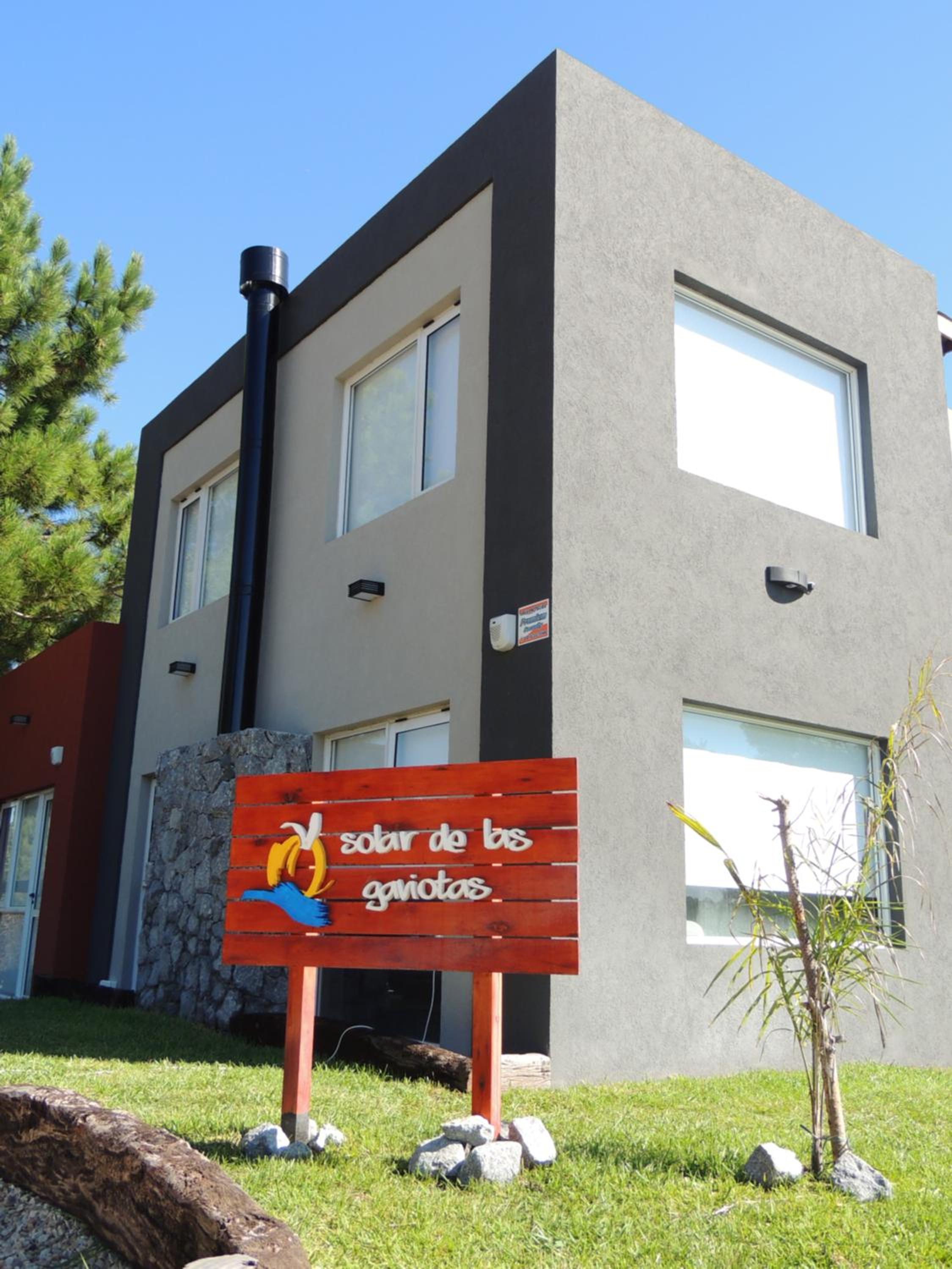 Hotel Solar de las Gaviotas - Image 1