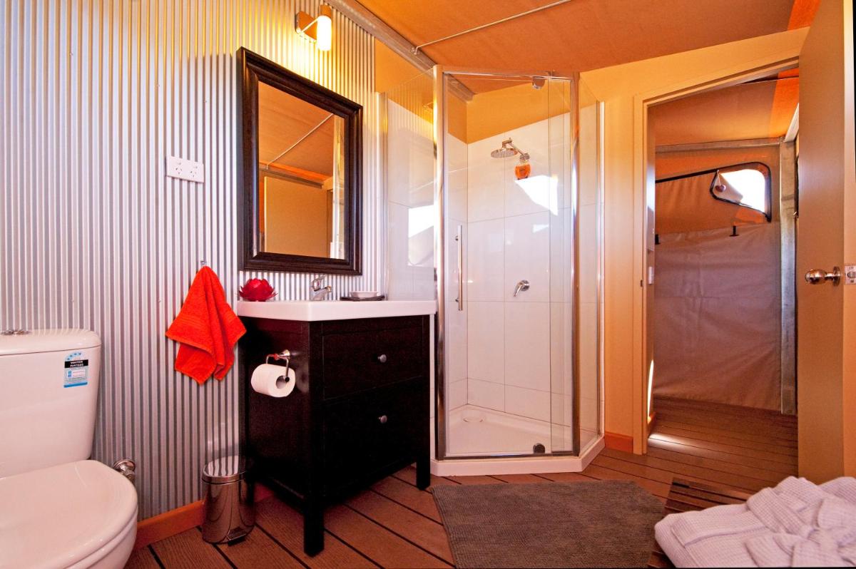 Alice Springs Vacations - Squeakywindmill Boutique Tent BB - Property Image 9