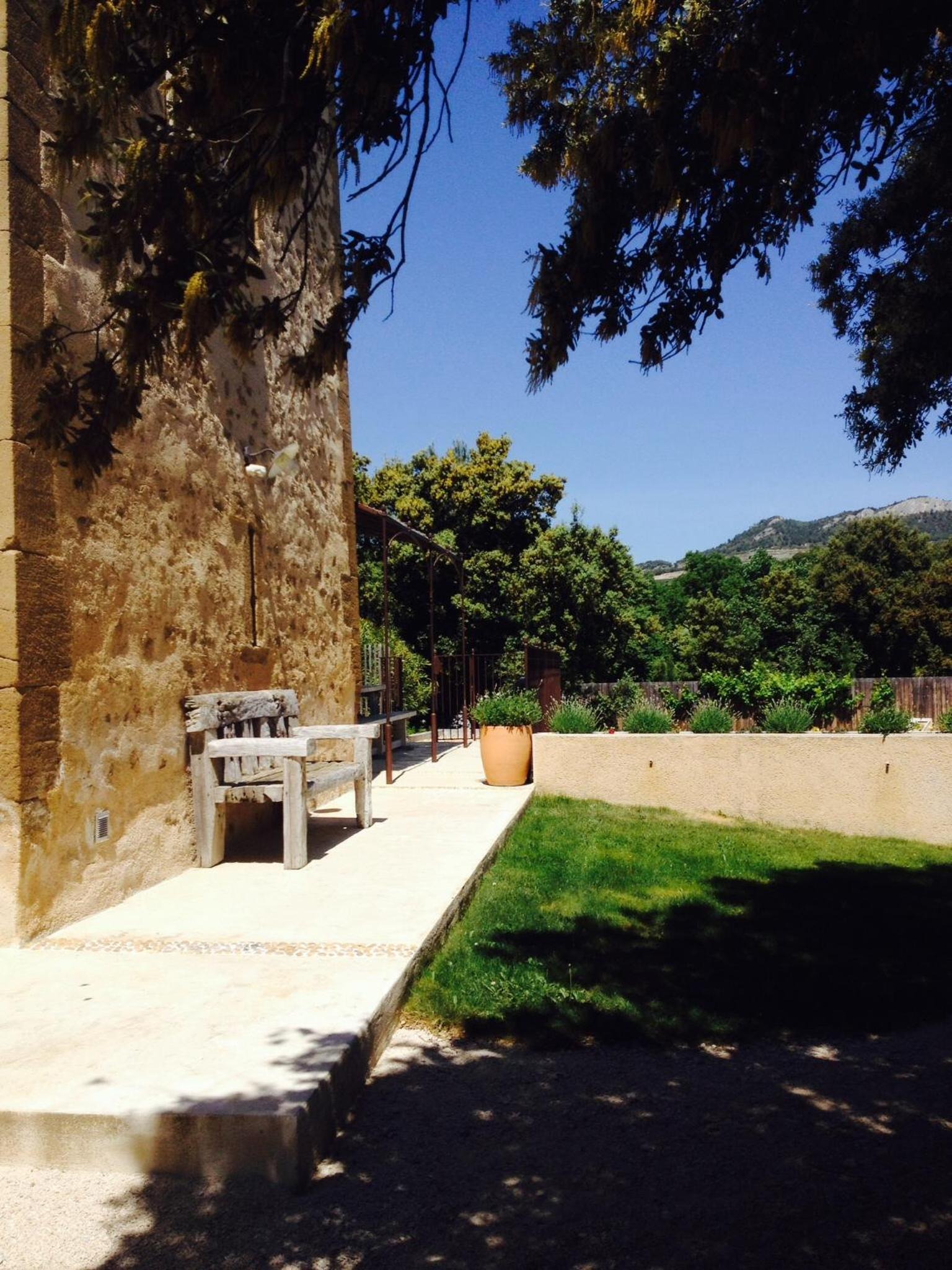 Photo 46