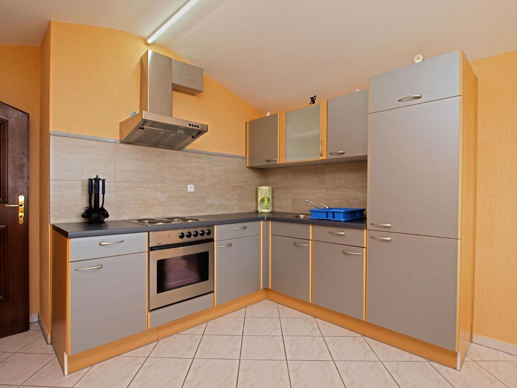 Apartments Denis 19
