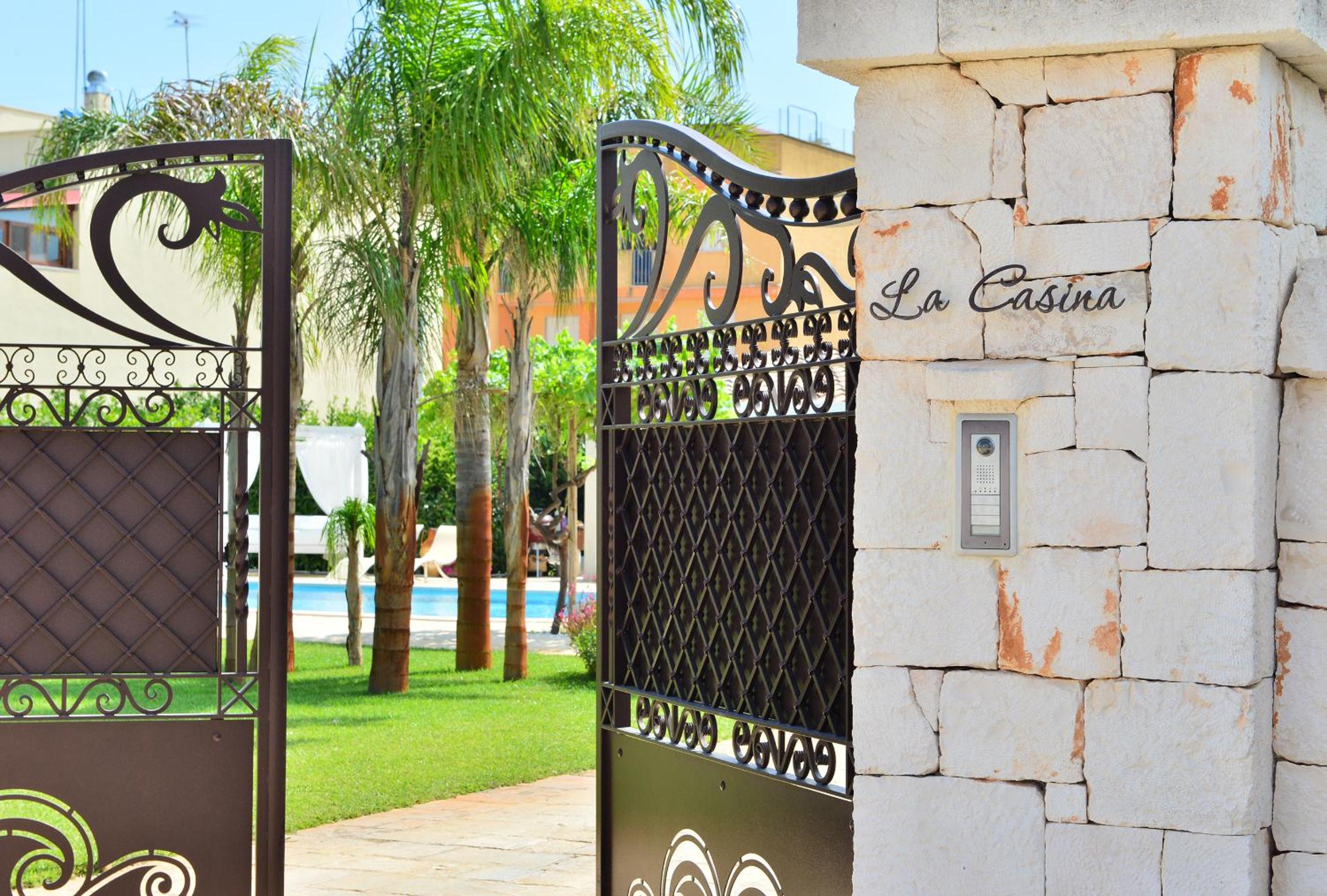 La Casina - Salento Vacation Rental view 2
