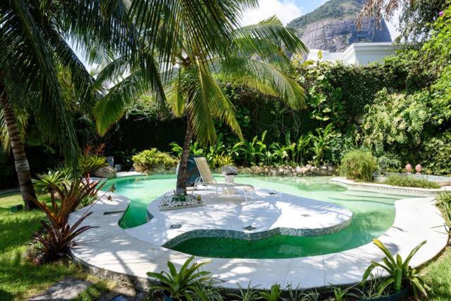 Hotel Riva's - Image 1