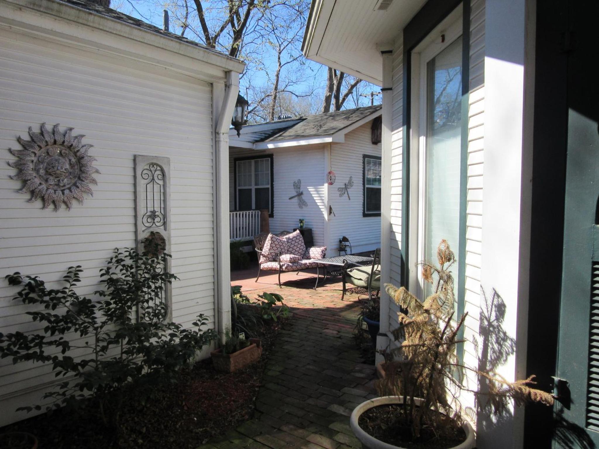 The Carriage House - Property Image 17