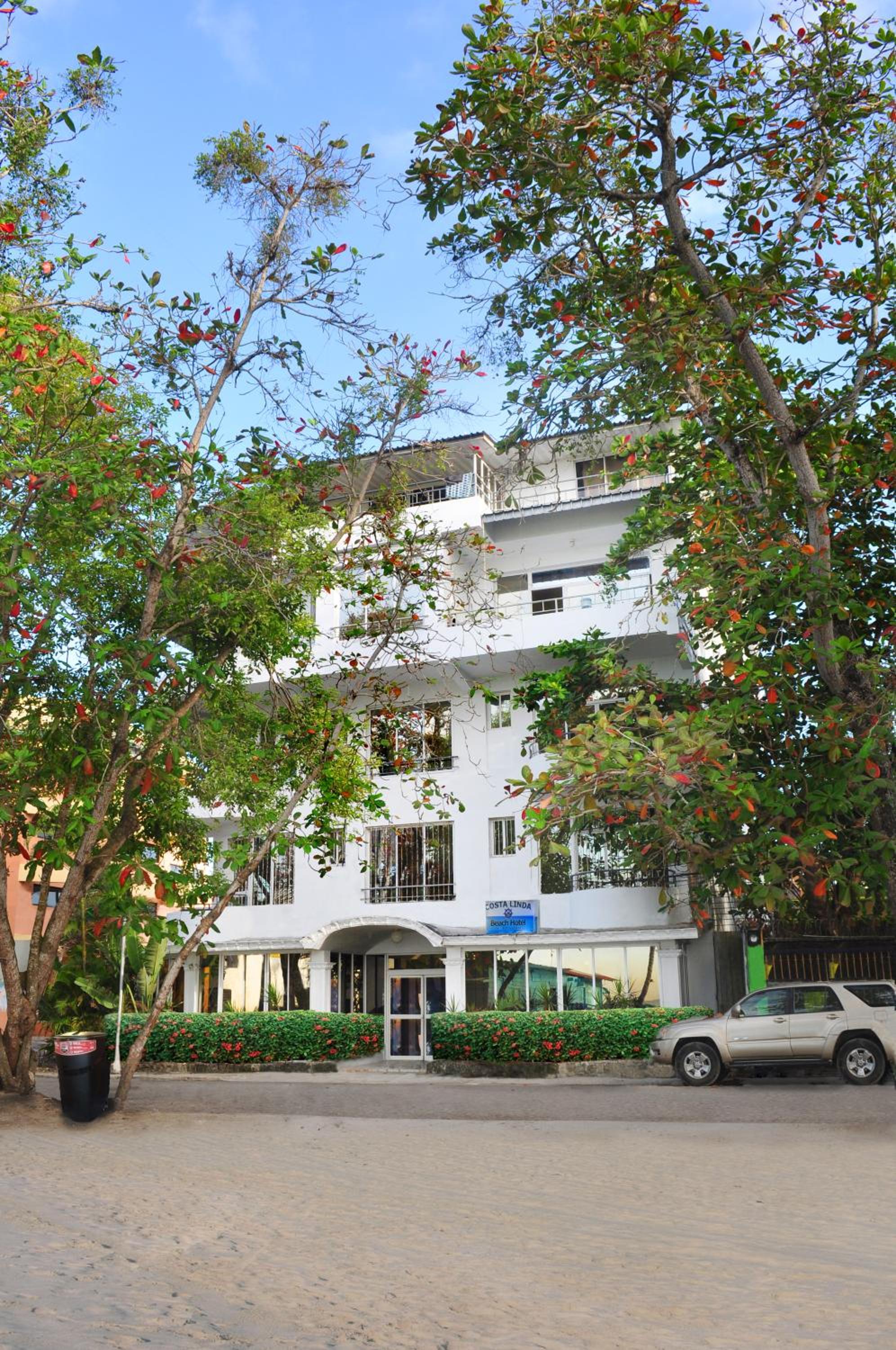 Hotel Costa Linda Beach Boca Chica - Image 1