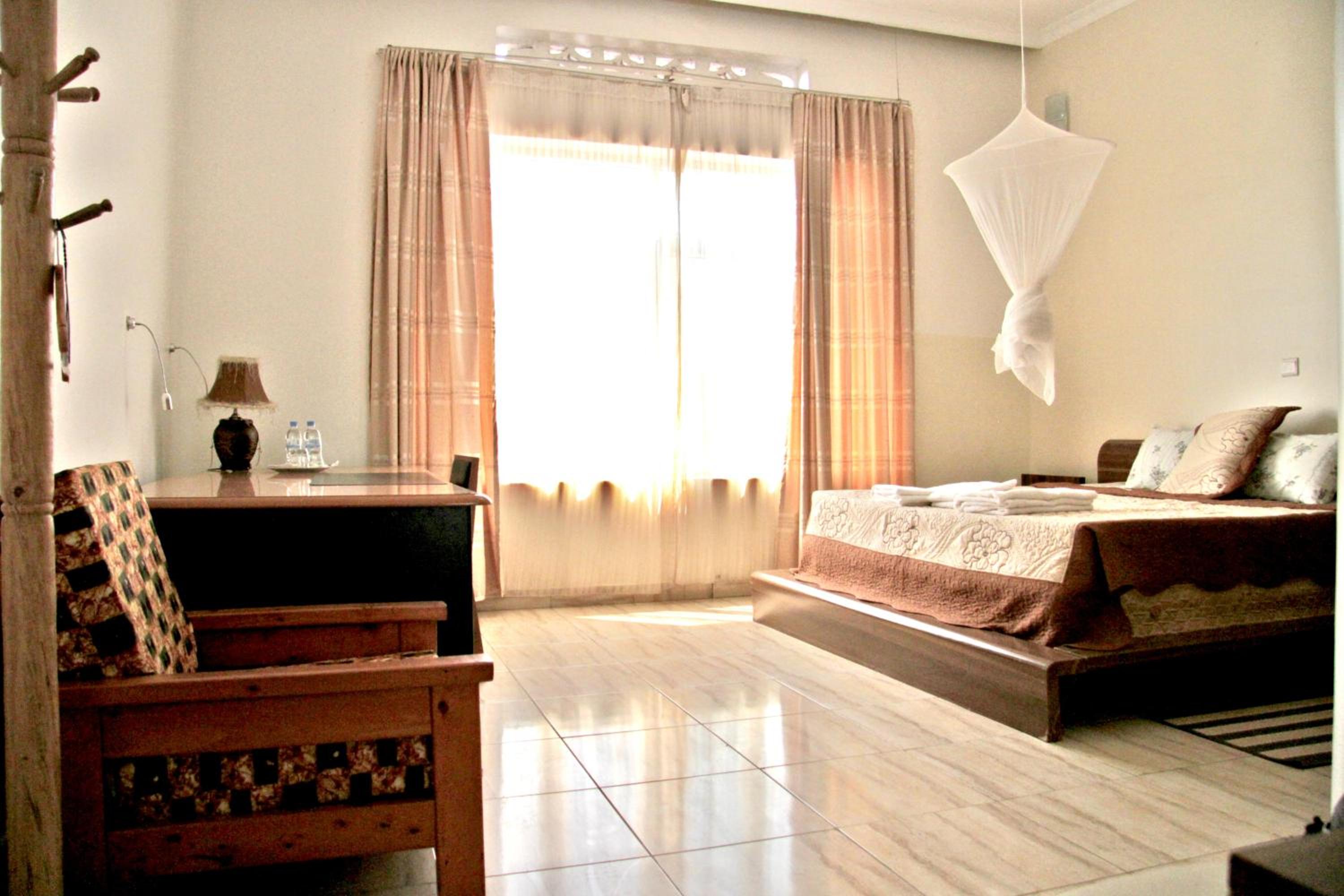 Yambi Guesthouse