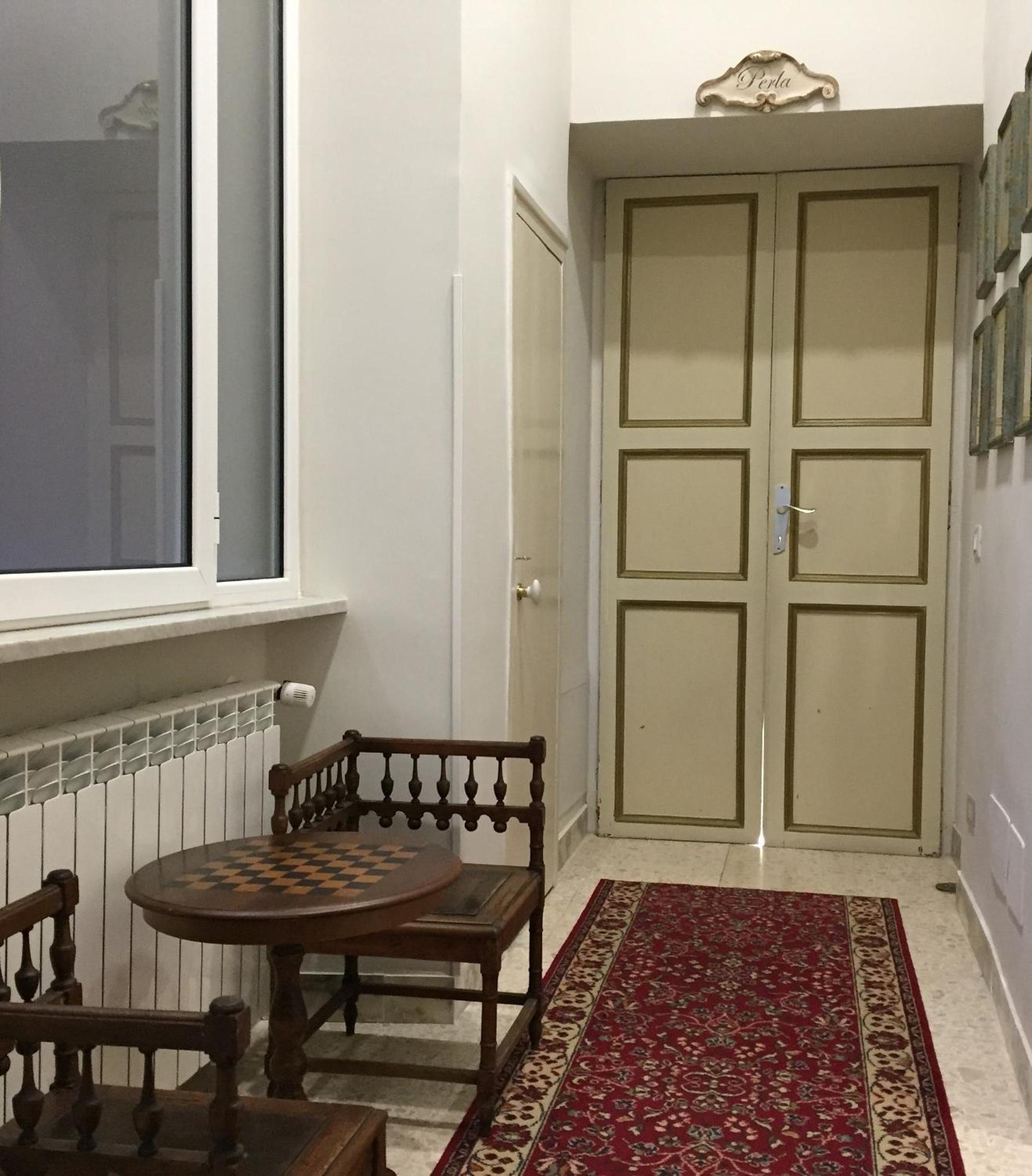 B&B Theodora view 5