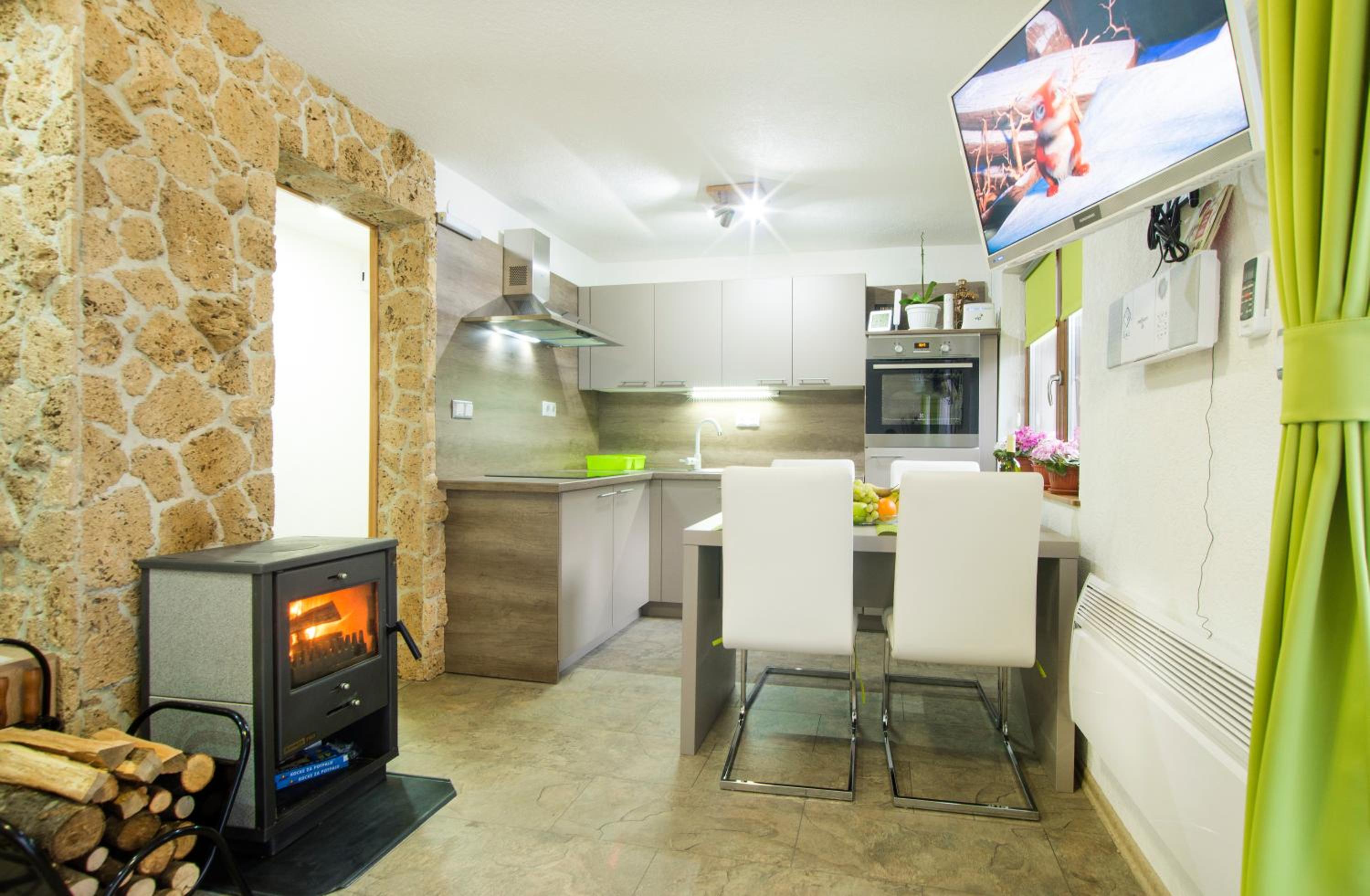 Moonriver Apartment