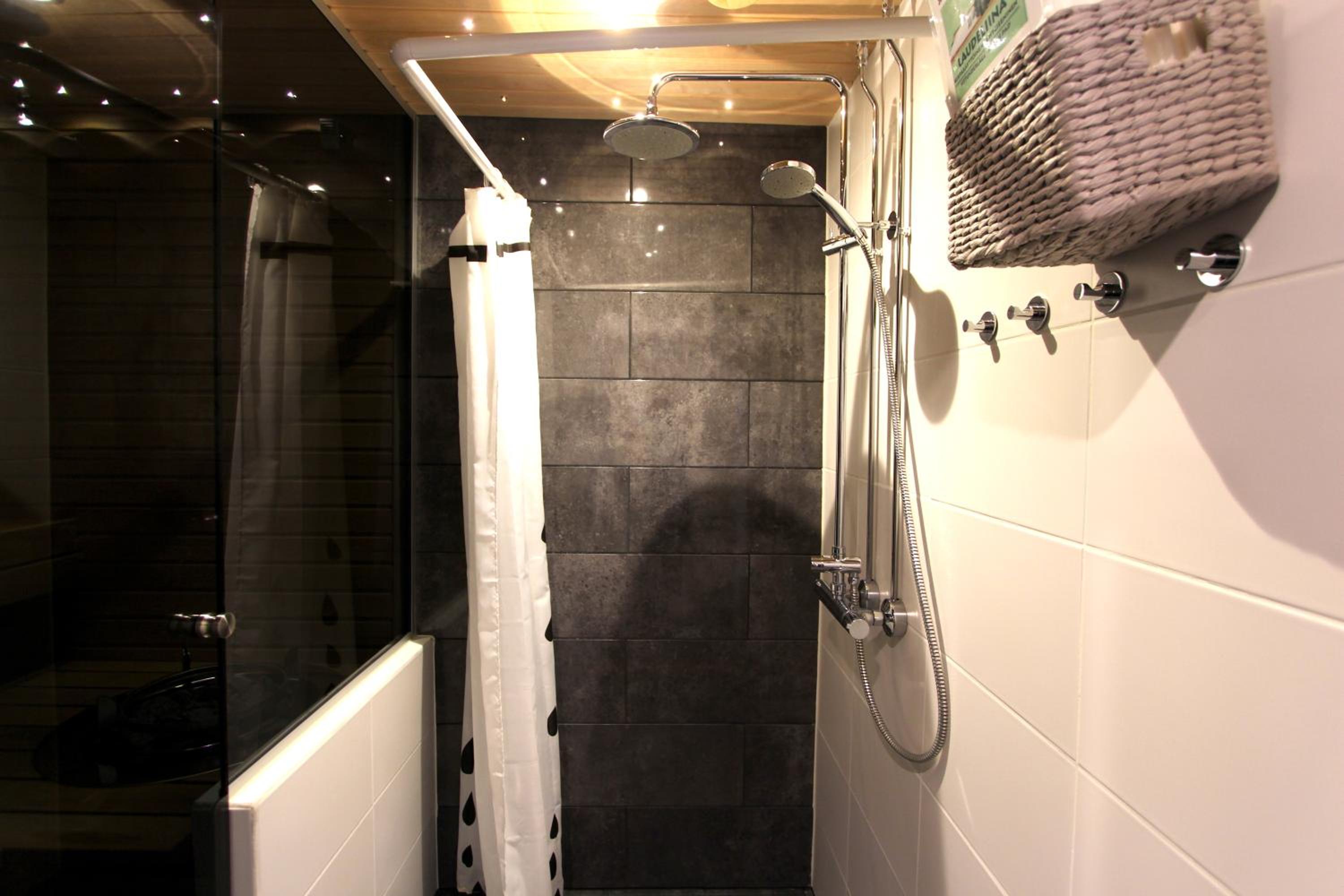 Photo 27