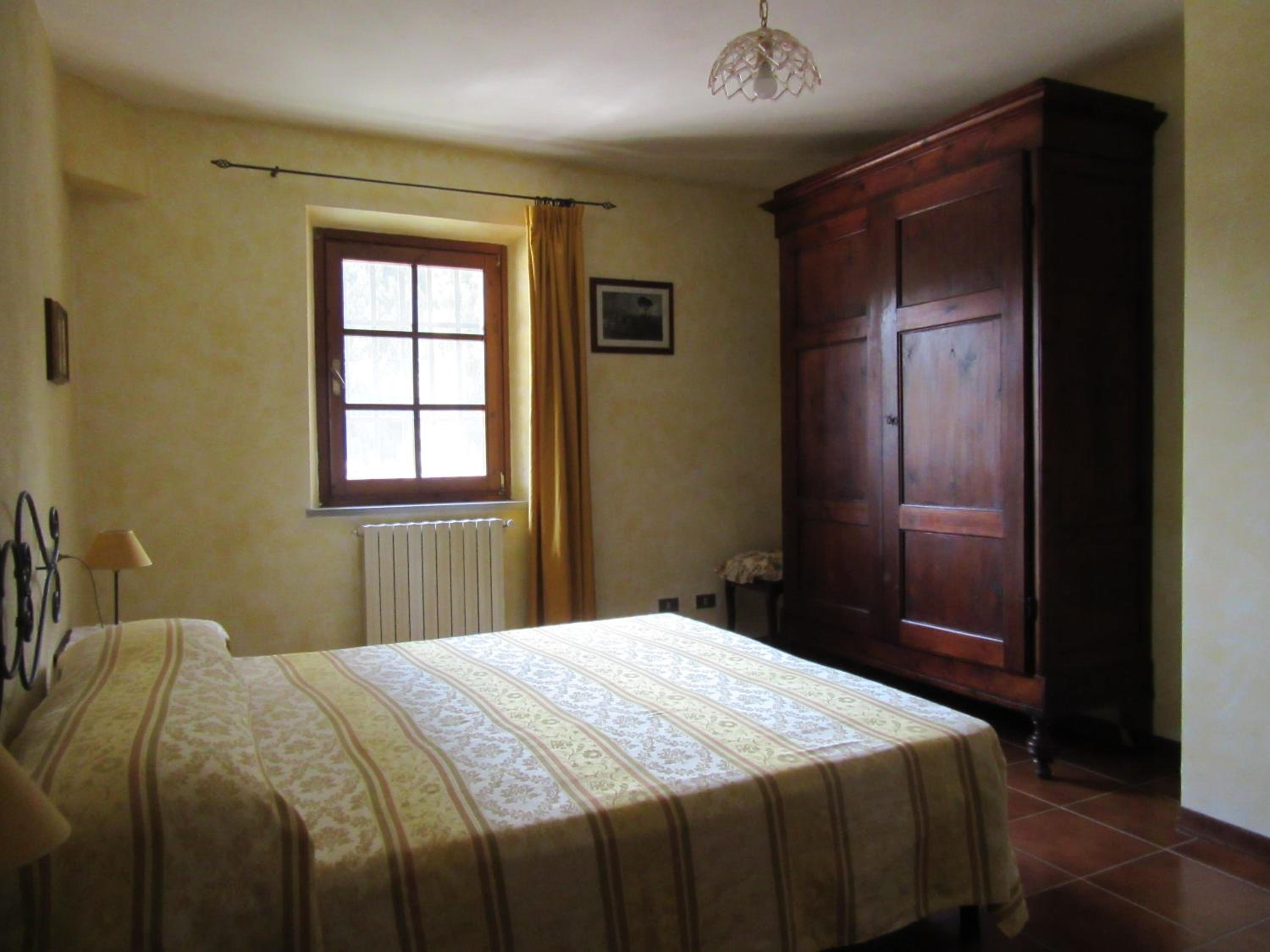 Photo 37