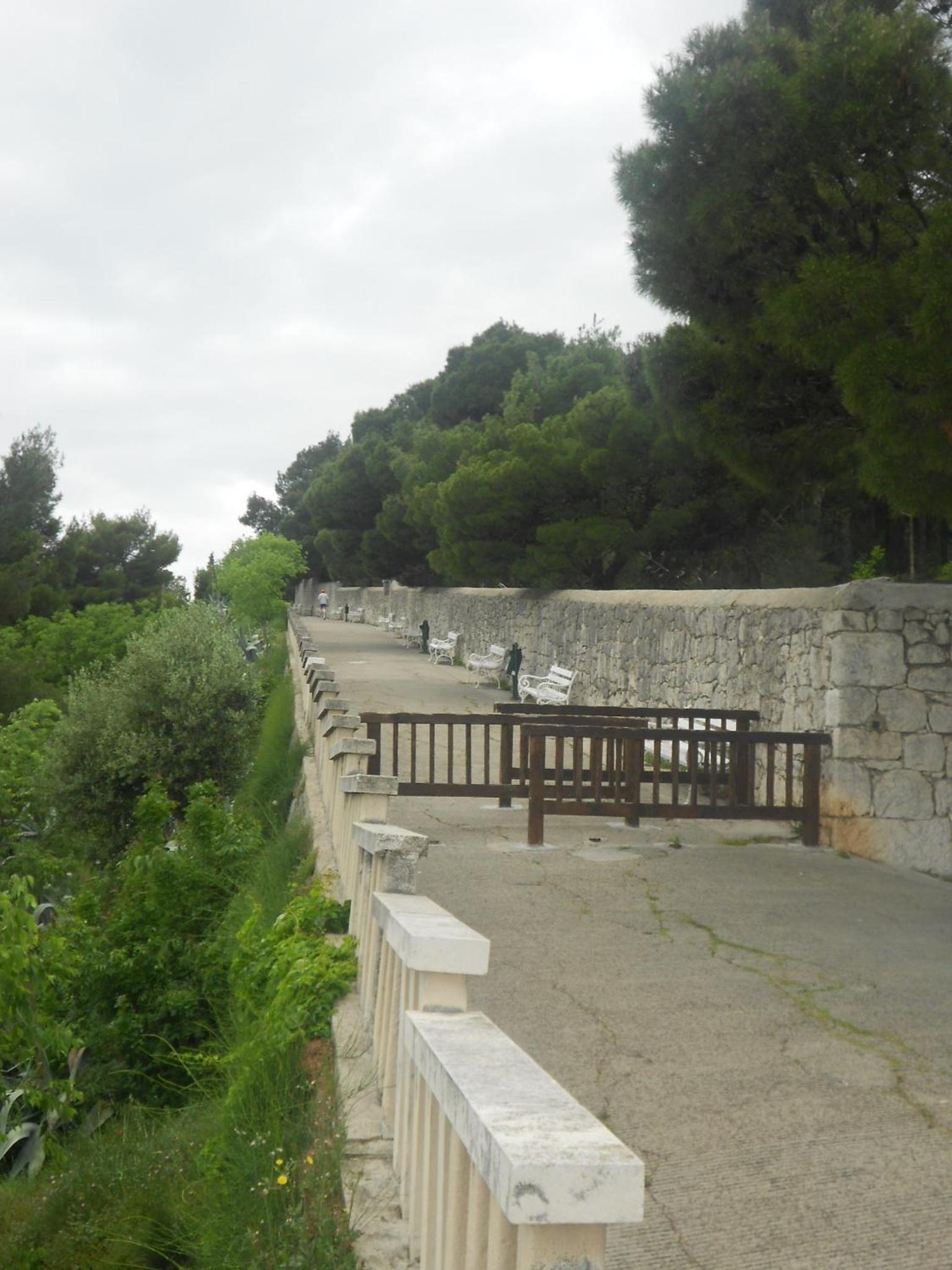 Photo 32
