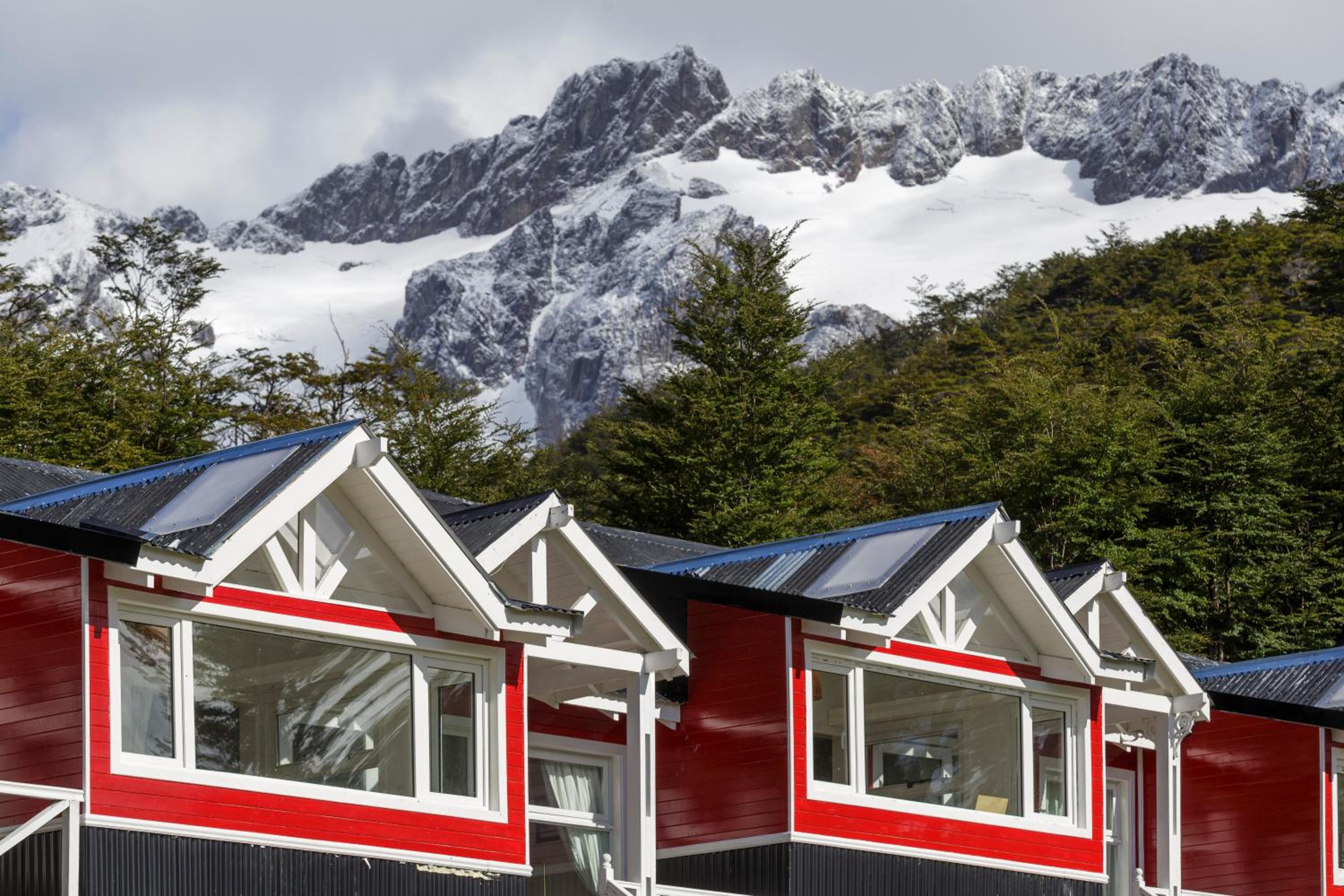 Cumbres Del Martial