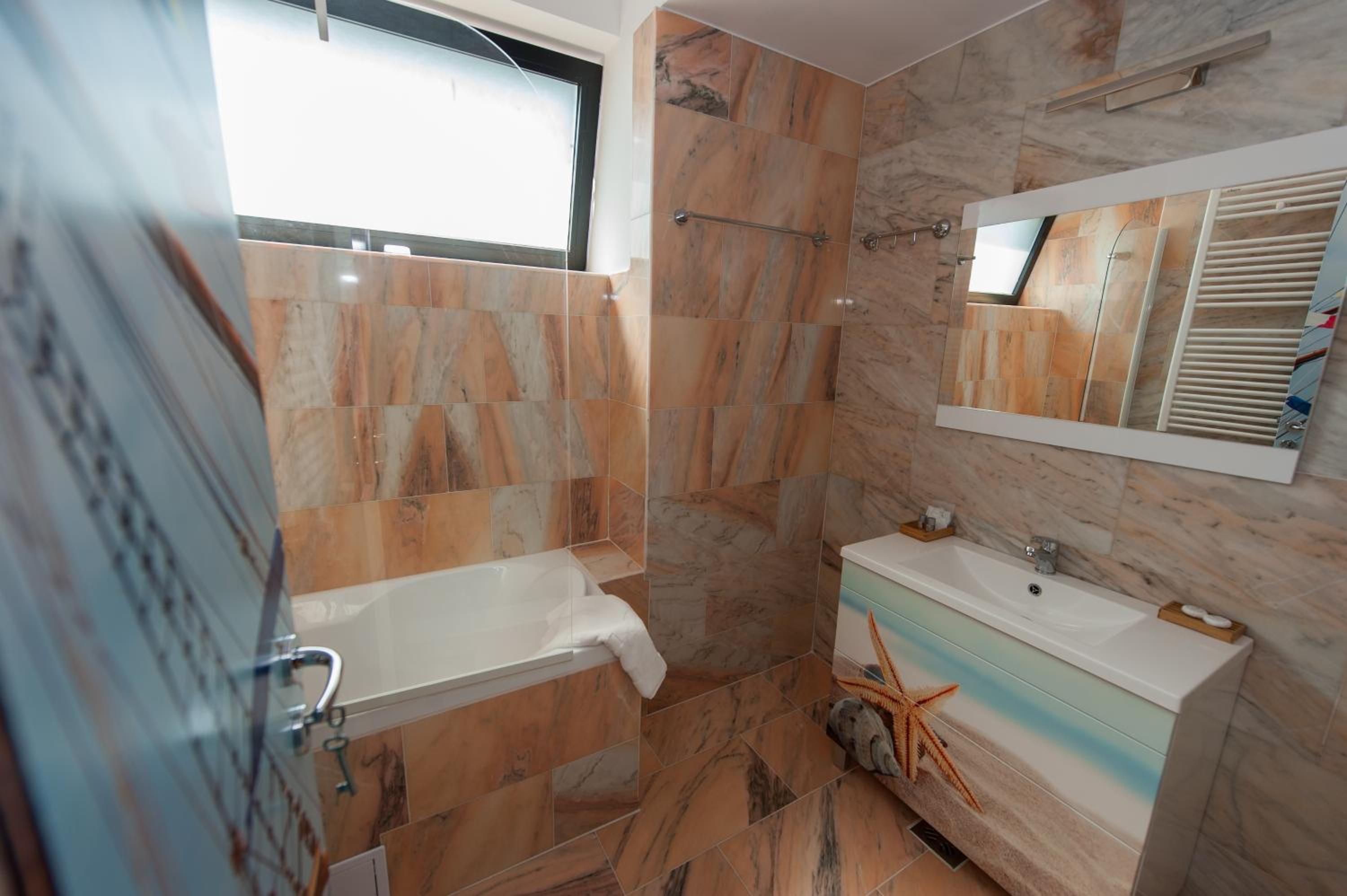 Pupa Residence