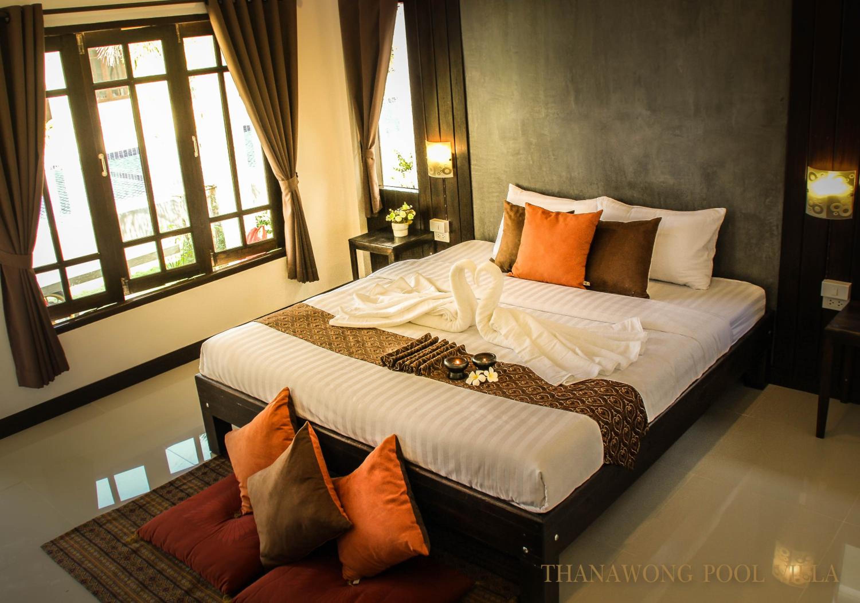 Thanawong Pool Villa