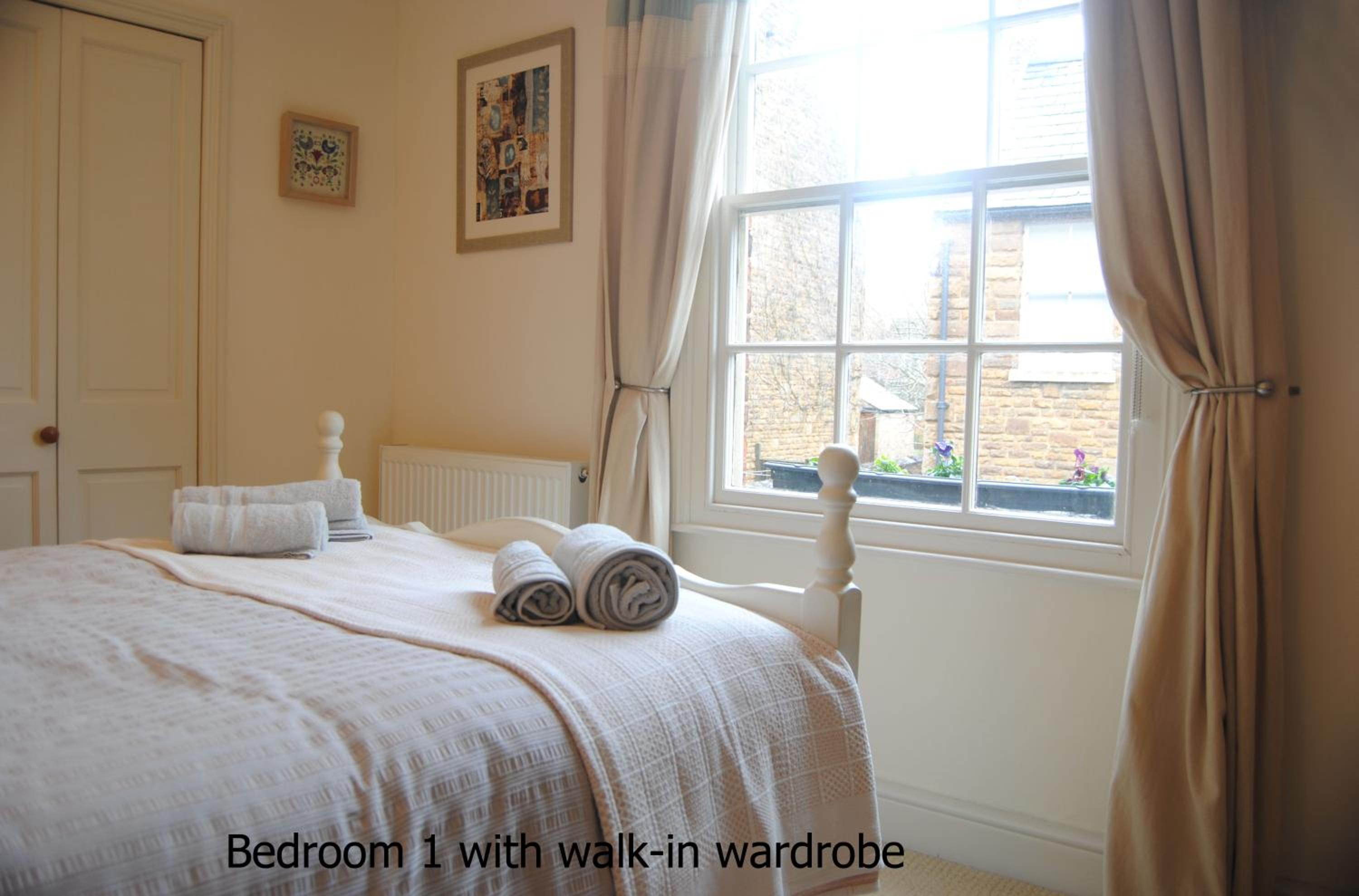 High Street Apartment view 4