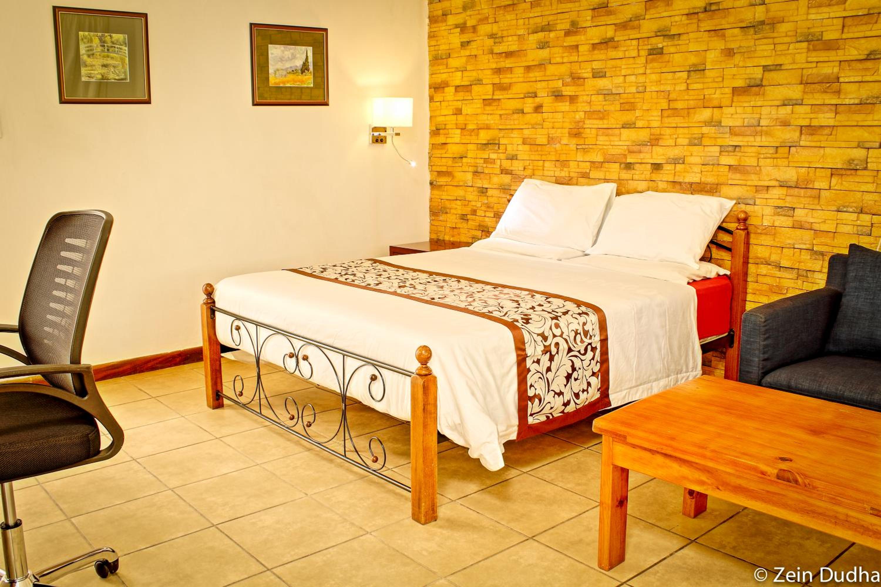 Villa 33