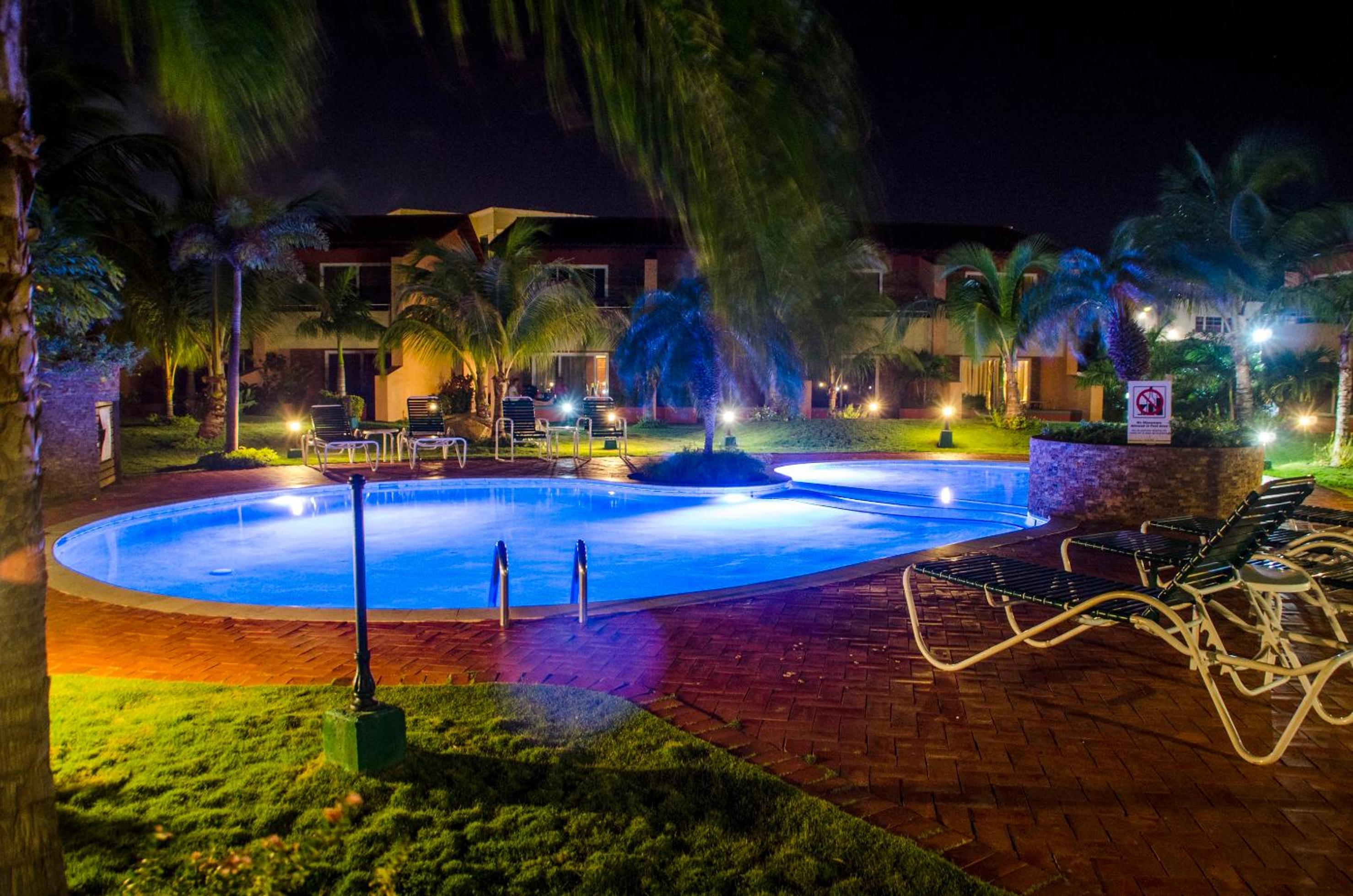Family-Flexication-Friendly Villa, few steps from Eagle Beach