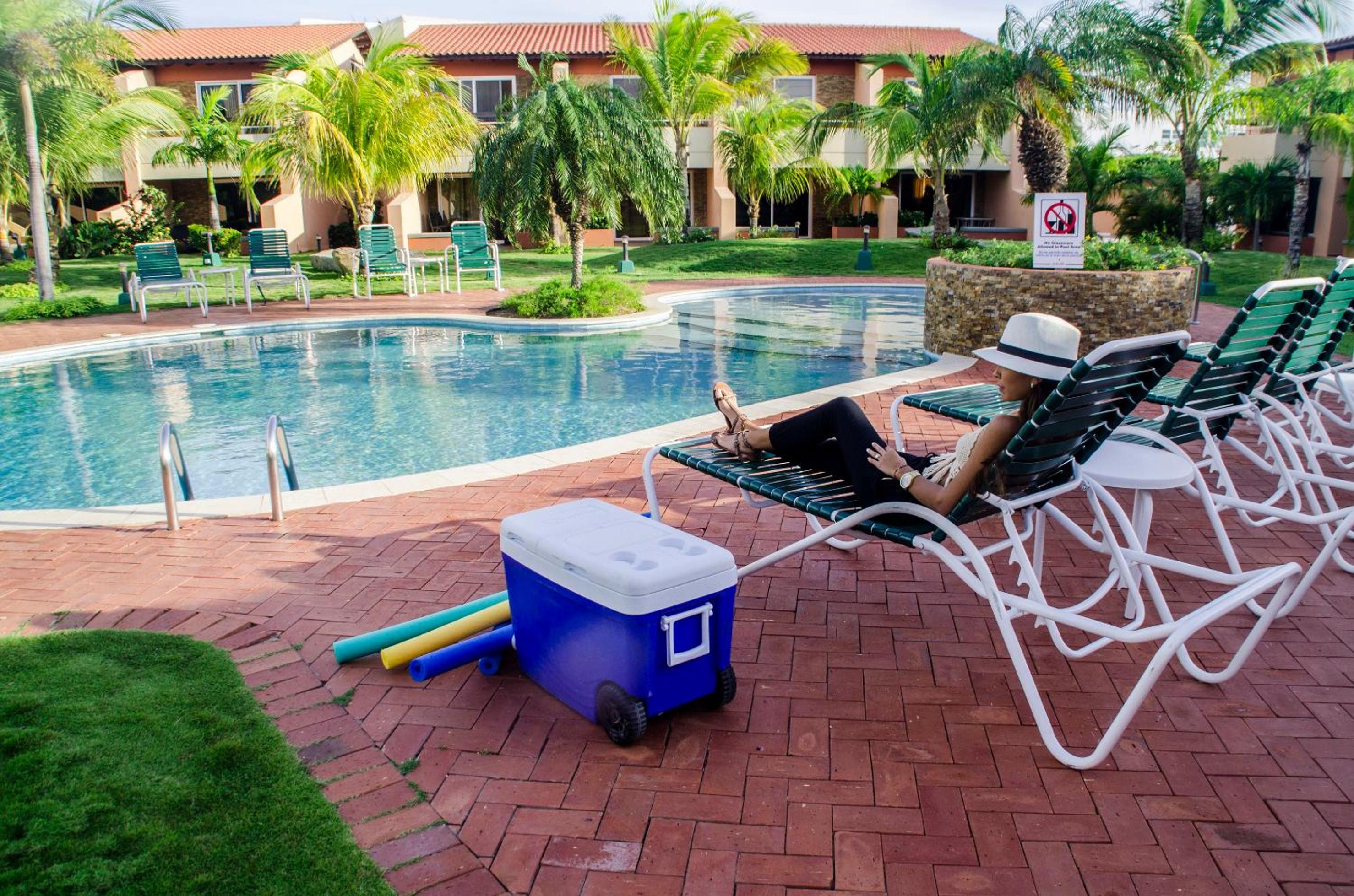 Family-Flexication-Friendly Villa, few steps from Eagle Beach