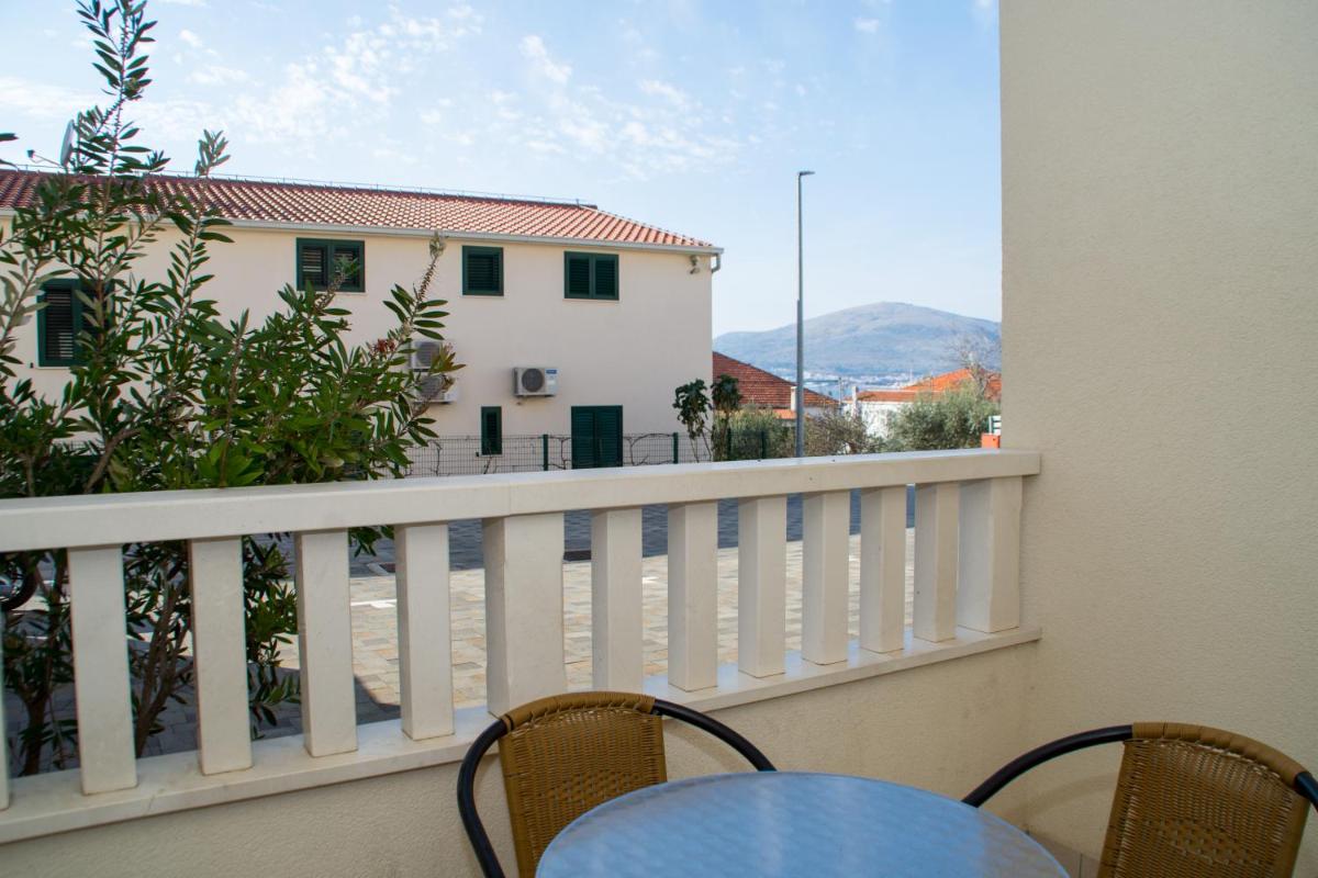 Apartment Lara Iva view 5