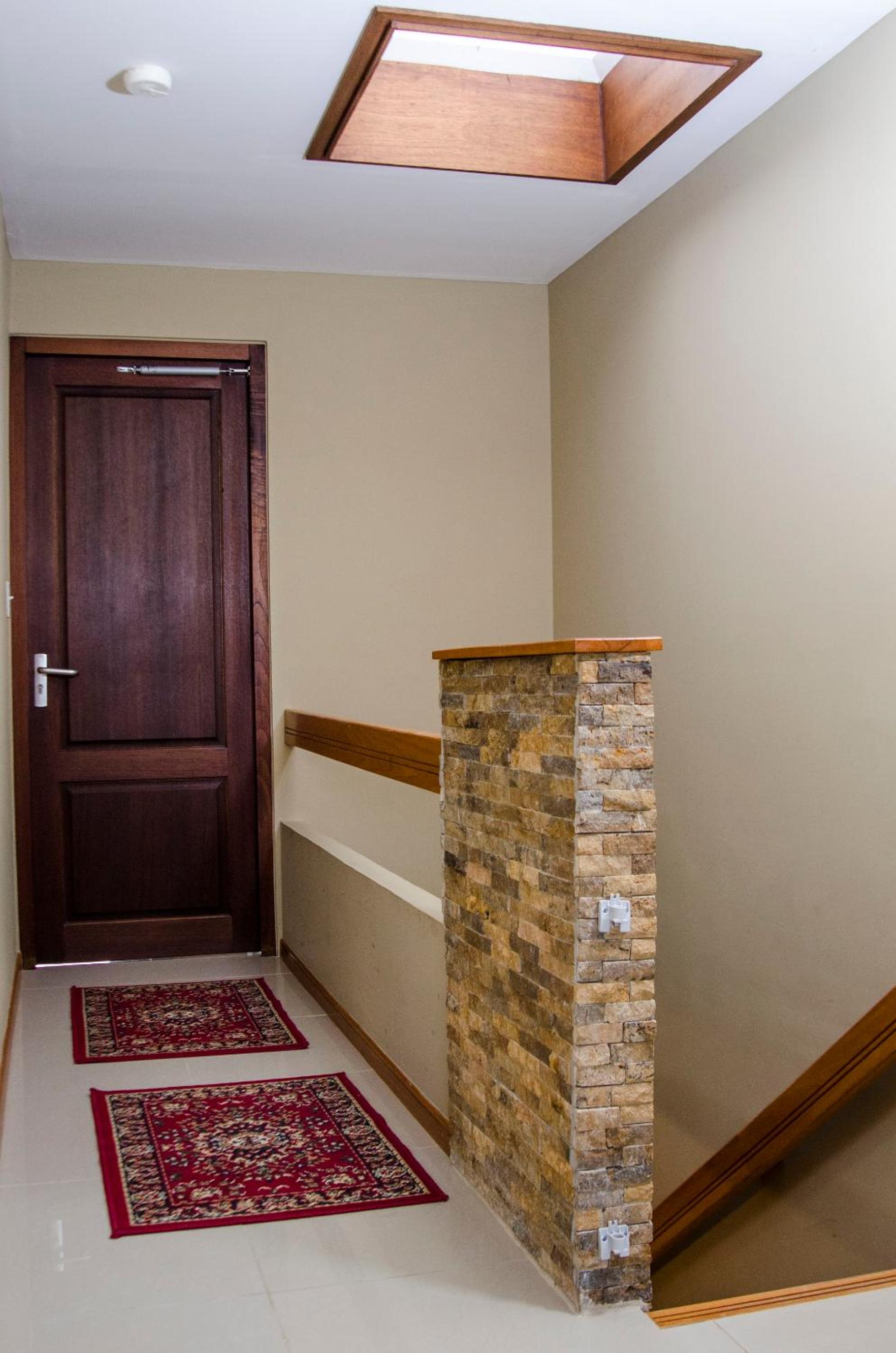 Family-Flexication-Friendly Villa, few steps from Eagle Beach
