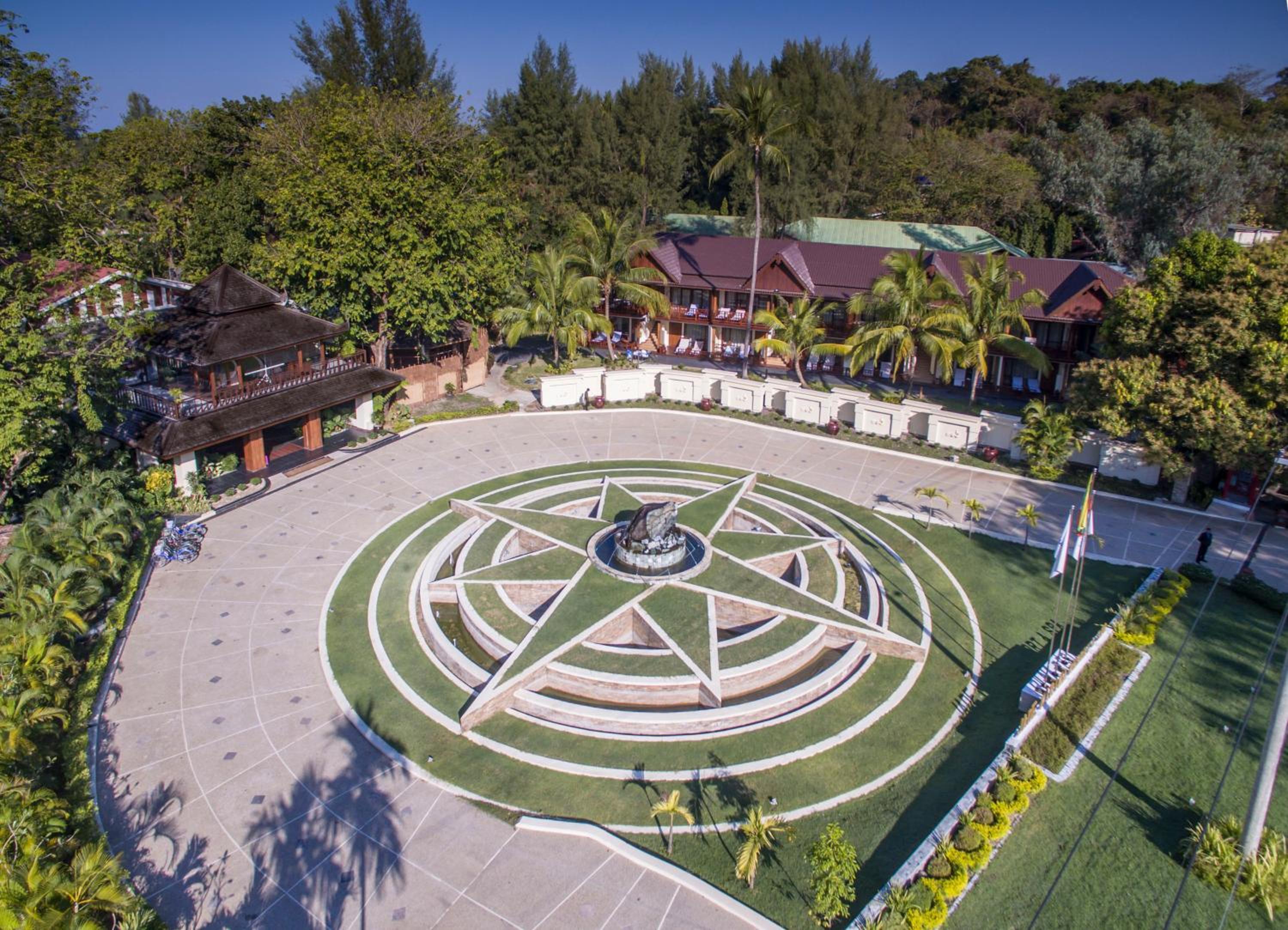 Jade Marina Resort and Spa