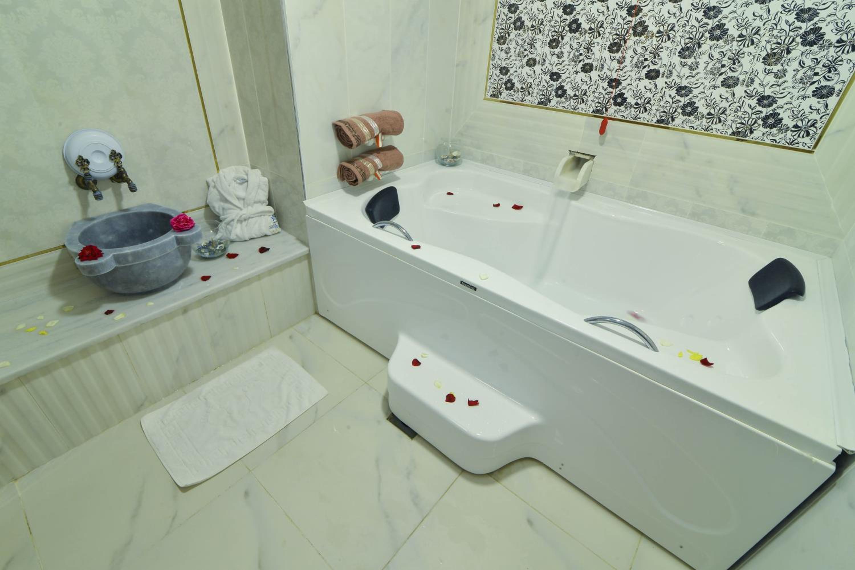 Grand Ozgul Thermal Holiday Village