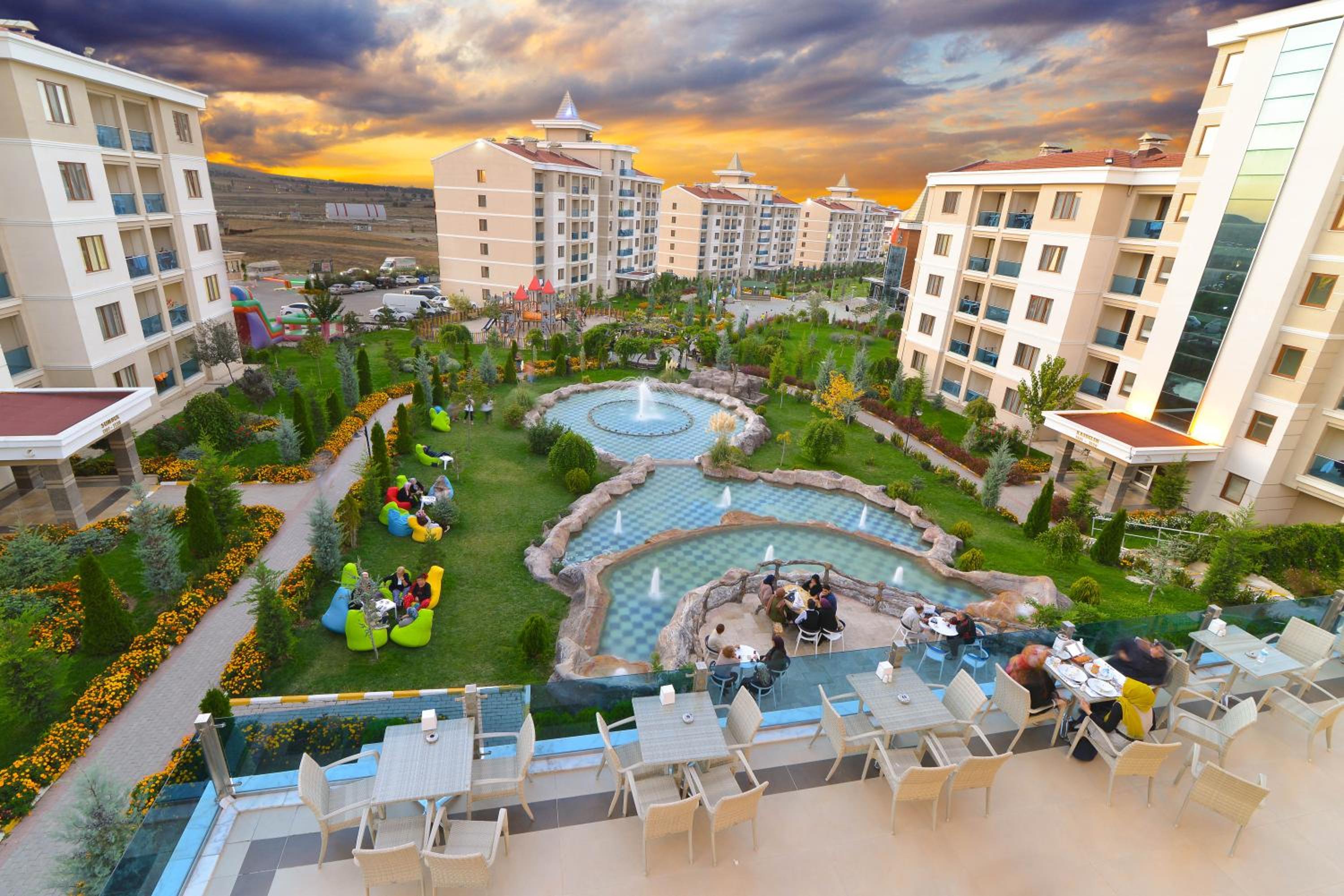 Grand Ozgul Thermal Holiday Village