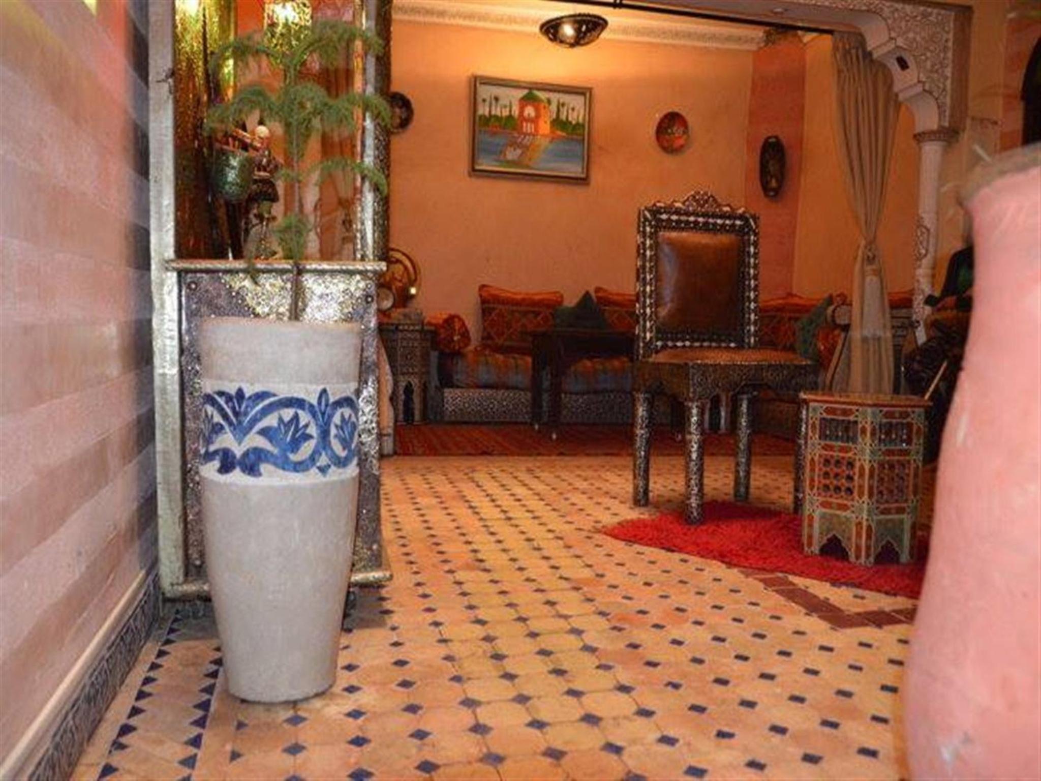 lounge