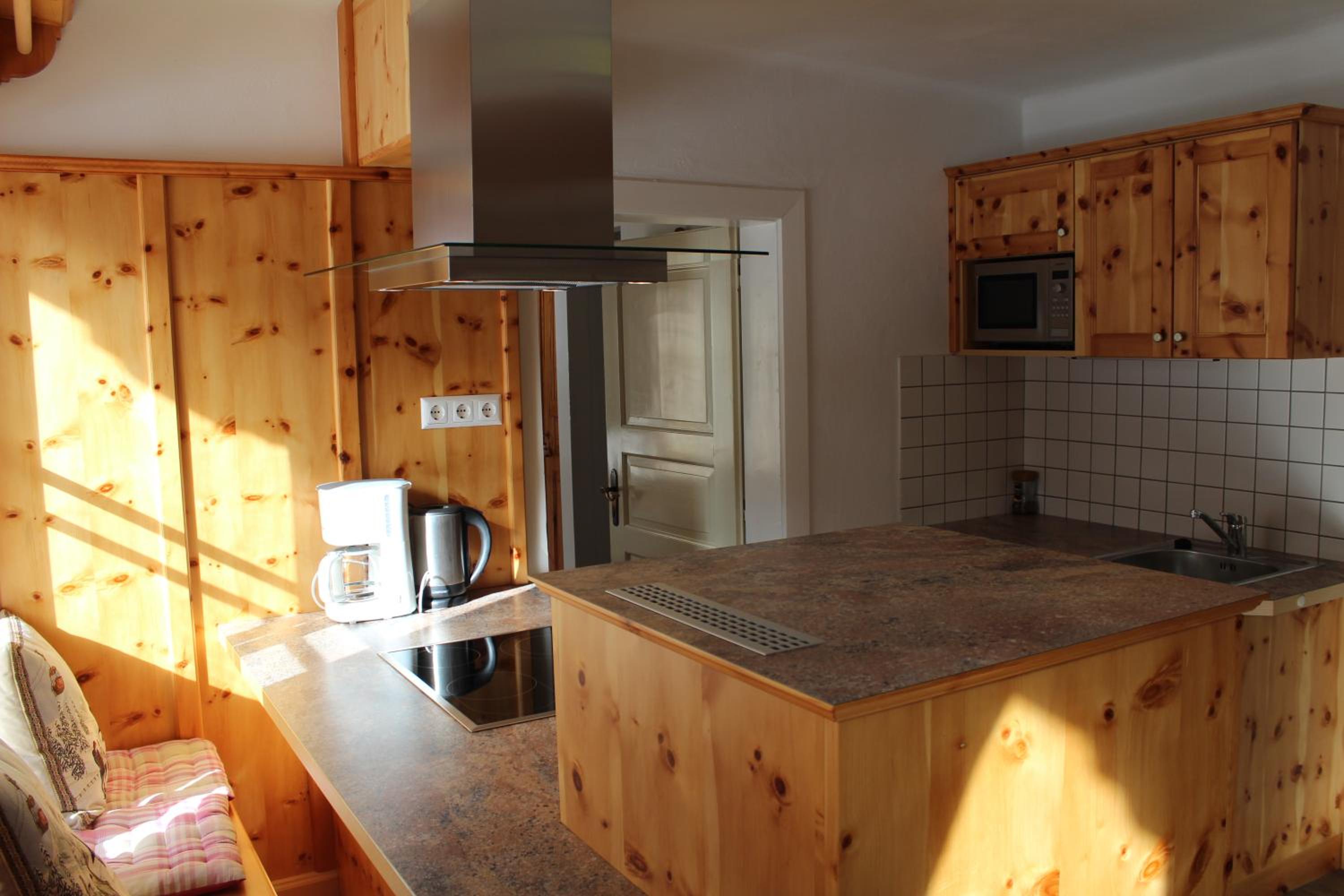 Schlosswirt Chalets & Apartments