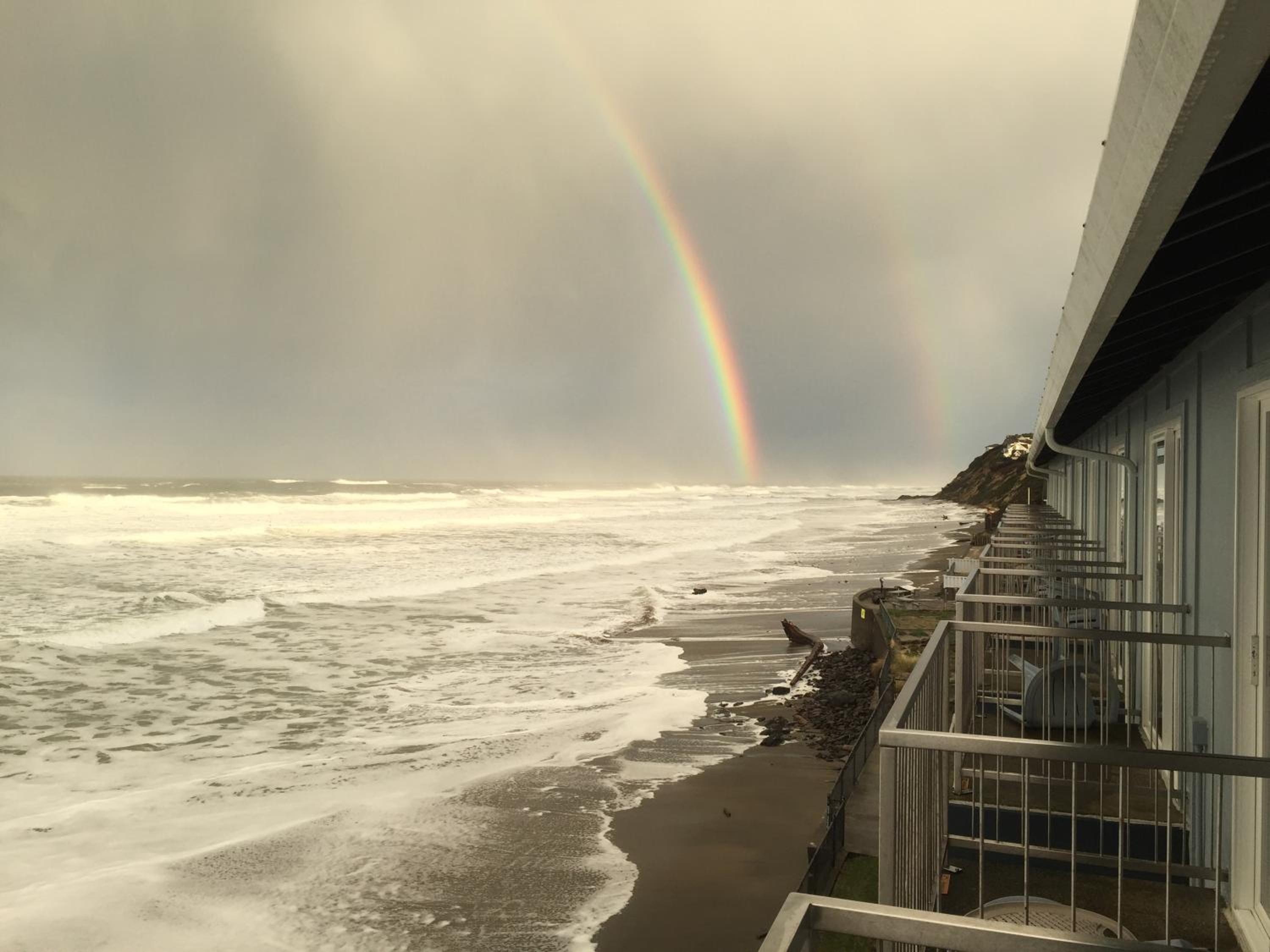 The Sandcastle Beachfront Hotel