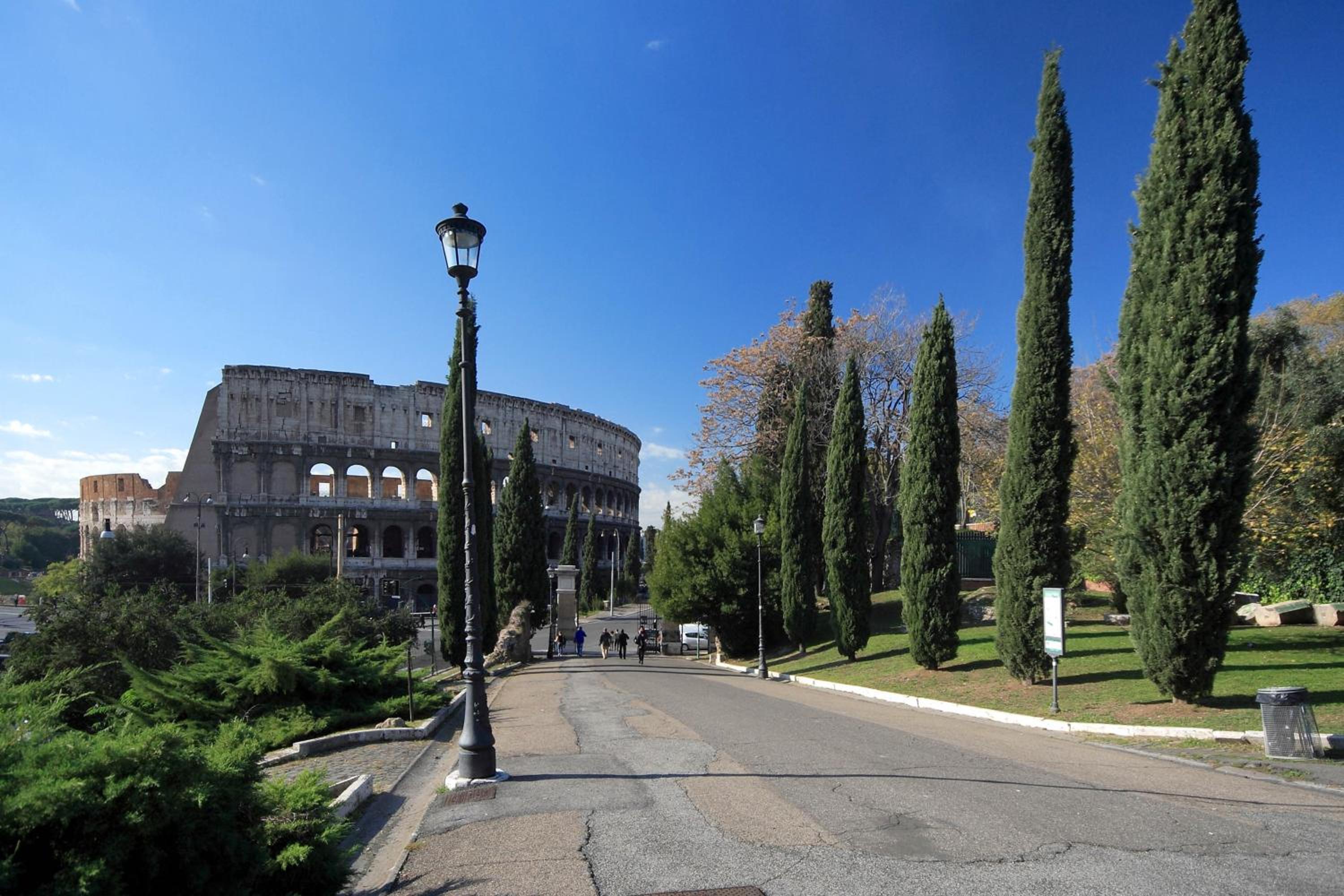 Charming Apartment Antonia 300 mt from Colosseum
